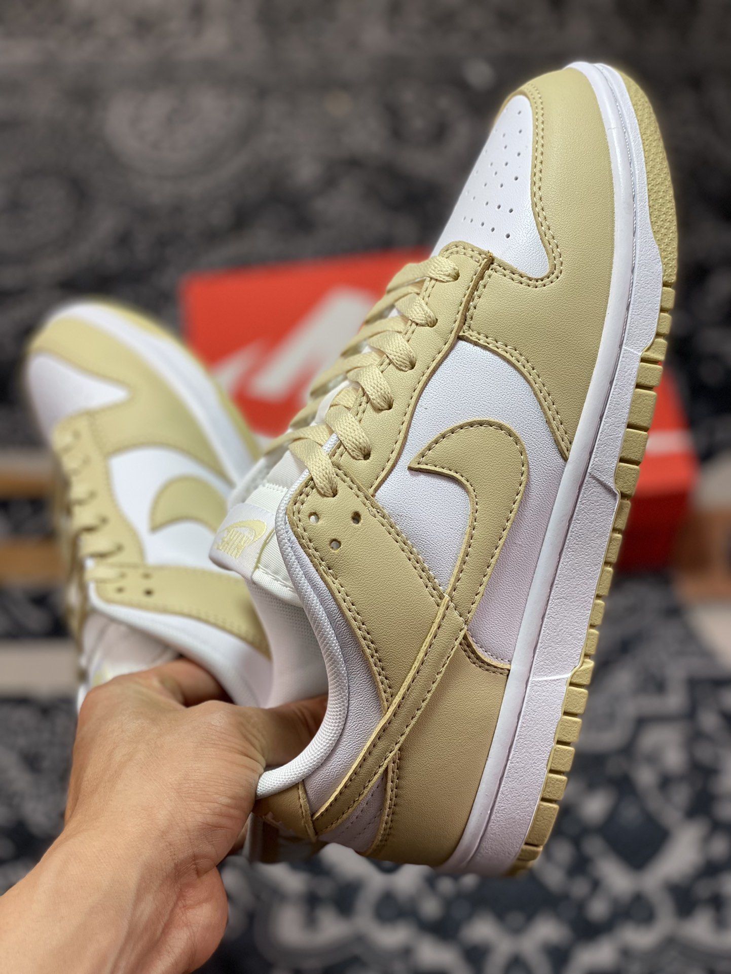 Nike Dunk SB “Team Gold” 米白全头层版本 DV0833-100