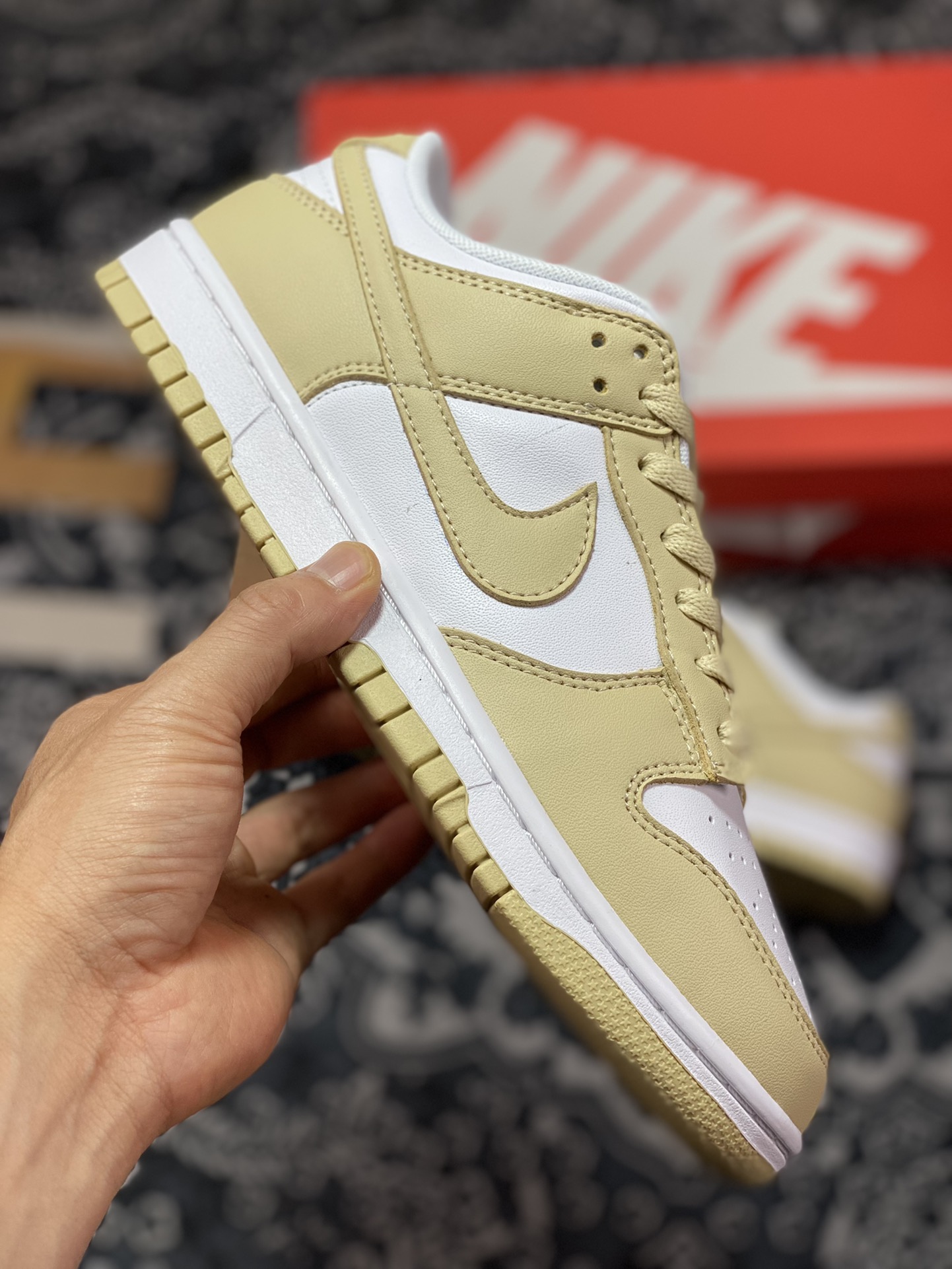 Nike Dunk SB “Team Gold” 米白全头层版本 DV0833-100