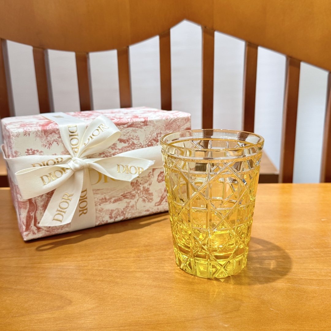 Di*or x Baccarat Yellow Crystal Glass with Diamond Cut Design (11*8cm)