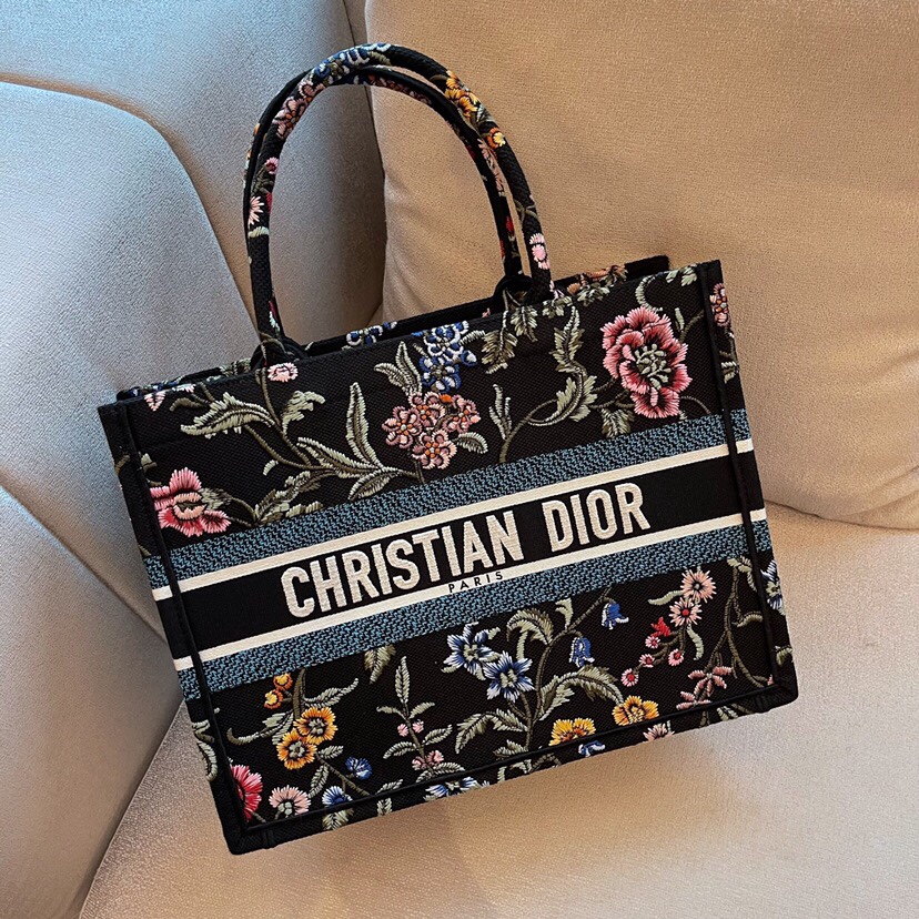 Dior Book Tote Handbags Tote Bags Replica Best
 Black