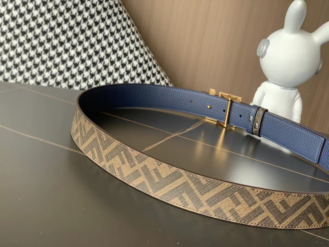 Fendi 礼盒 芬迪 FENDI亮面双F标志 · 意大利进口小荔枝牛皮 · BAGUETTE系列 · 𝟑