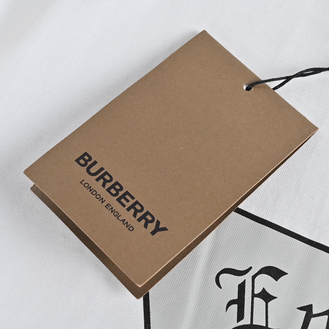 Burberry/巴宝莉 23ss 战马印花短袖 Burberry 巴宝莉战马字母logo圆领短袖