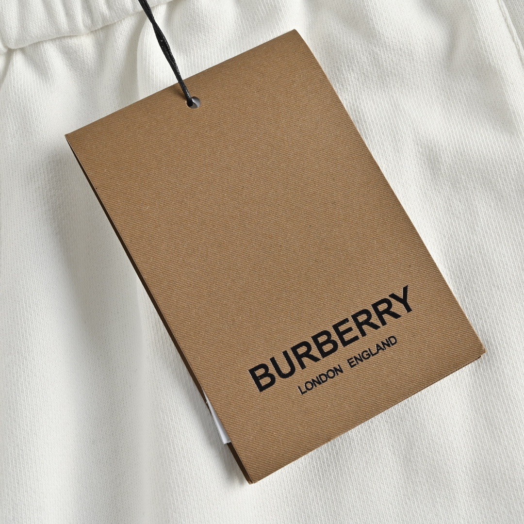 Burberry/巴宝莉 24ss 压胶战马短裤