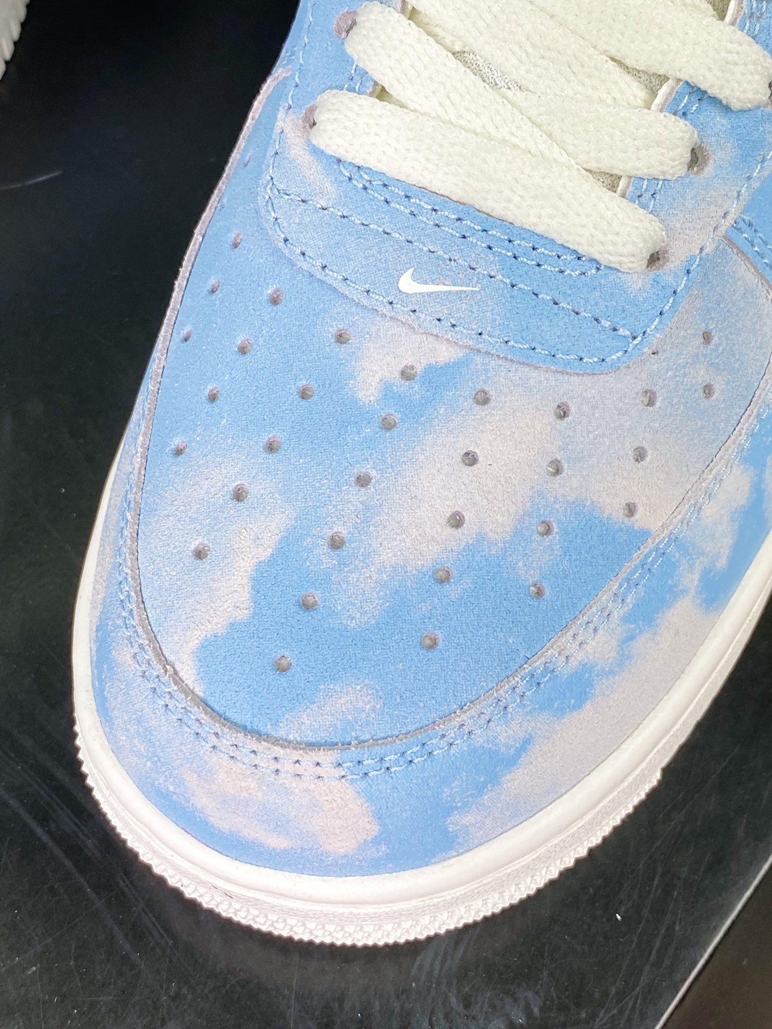 Air Force 1'07 Low ”Blue Suede” Air Force One classic low-top sneakers ”Tie-dye blue sky and white clouds” FD0883-400