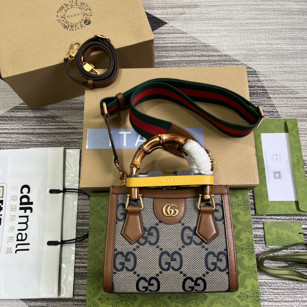 GUCCI Bamboo Handbag Double Strap Small