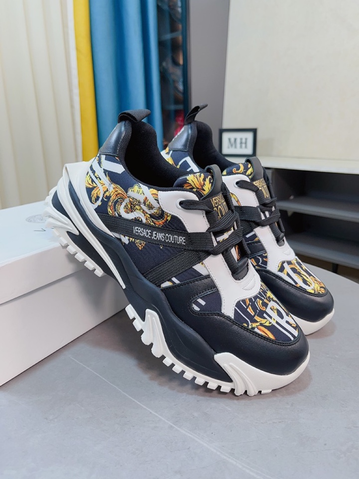 Factory price includes packaging (Versace)Versace men's sports shoes, the latest model is carefully 
