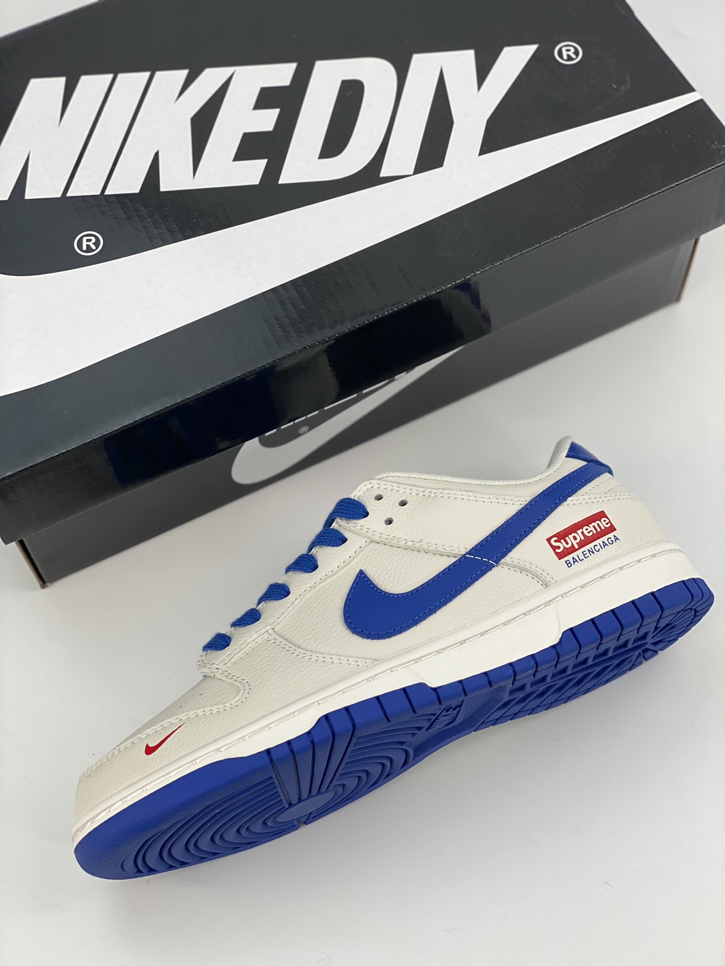 Nike Dunk Low White Blue Supreme Pure Original Factory Product XD1688-009