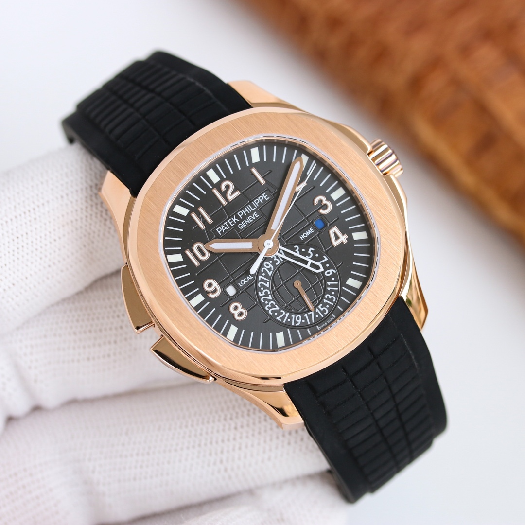 NO:726474,white shell,gold  The Patek Philippe Aquanaut series 5164A-001 watch has a modern and international dual time complication, which is more in line with the tastes and needs of the younger generation. [Case] 40.8MM diameter, 11.8MM thickness, still made of Patek Philippe classic stainless steel. The rounded octagonal shell shape is just right. The shark fin design on the left side of the case can quickly adjust the central hollow hour hand.  button, this pointer can be used to indicate the time in the second time zone. [Dial] Black embossed dial, metal three-dimensional numerals, and fluorescent coating hour markers. Square day and night windows showing 'HOME' and 'LOCAL' respectively at 3 and 9 o'clock, blue and white respectively representing night and day, and a pointer-type date dial at 6 o'clock. [Movement] Successfully realized the 324 contained in Patek Philippe 5164A-001  SC FUS self-winding movement function, the three-hand basic movement is equipped with a dual time module. Equipped with a casual Tropical strap, it is a luxury sports watch prepared for the young generation.,,patek philippe19860909白壳,金 百达翡丽Aquanaut系列5164A-001腕表具现代感、国际感的两地时间复杂功能,更符合年轻世代的品味与需求【表壳】40.8MM表径,厚度11.8MM,依旧采用百达翡丽经典不锈钢材质打造,圆润的八角壳型恰到好处,表壳左侧的鲨鱼鳍型设计,是可以快调中央镂空时针的按钮,这枚指针可以用来指示第二时区时间.【表盘】黑色浮雕表盘,金属立体字块,覆荧光涂层时标.3、9点钟分别显示”HOME”与”LOCAL”的方形昼夜视窗,蓝白二色各自代表晚上与白天,6点钟位置是指针式的日期盘.【机芯】成功实现百达翡丽5164A-001内载的324 SC FUS自动上链机芯功能,大三针基础机芯上搭载两地时间模组.配有休闲气息的Tropical表带,正是为年轻世代所准备的奢华运动表.,,patek philippe,Watch