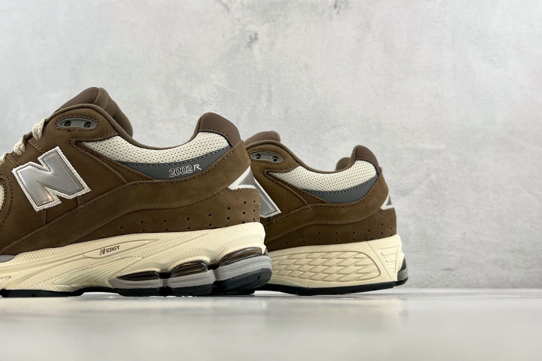 New Balance NB 2002R Brown Gray M2002RHS