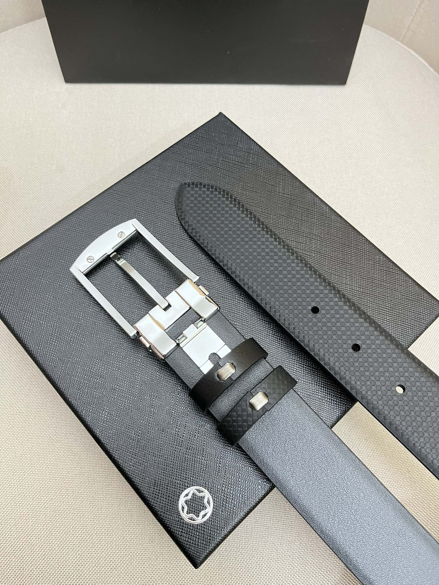 Montblanc万宝龙宽3.5cm