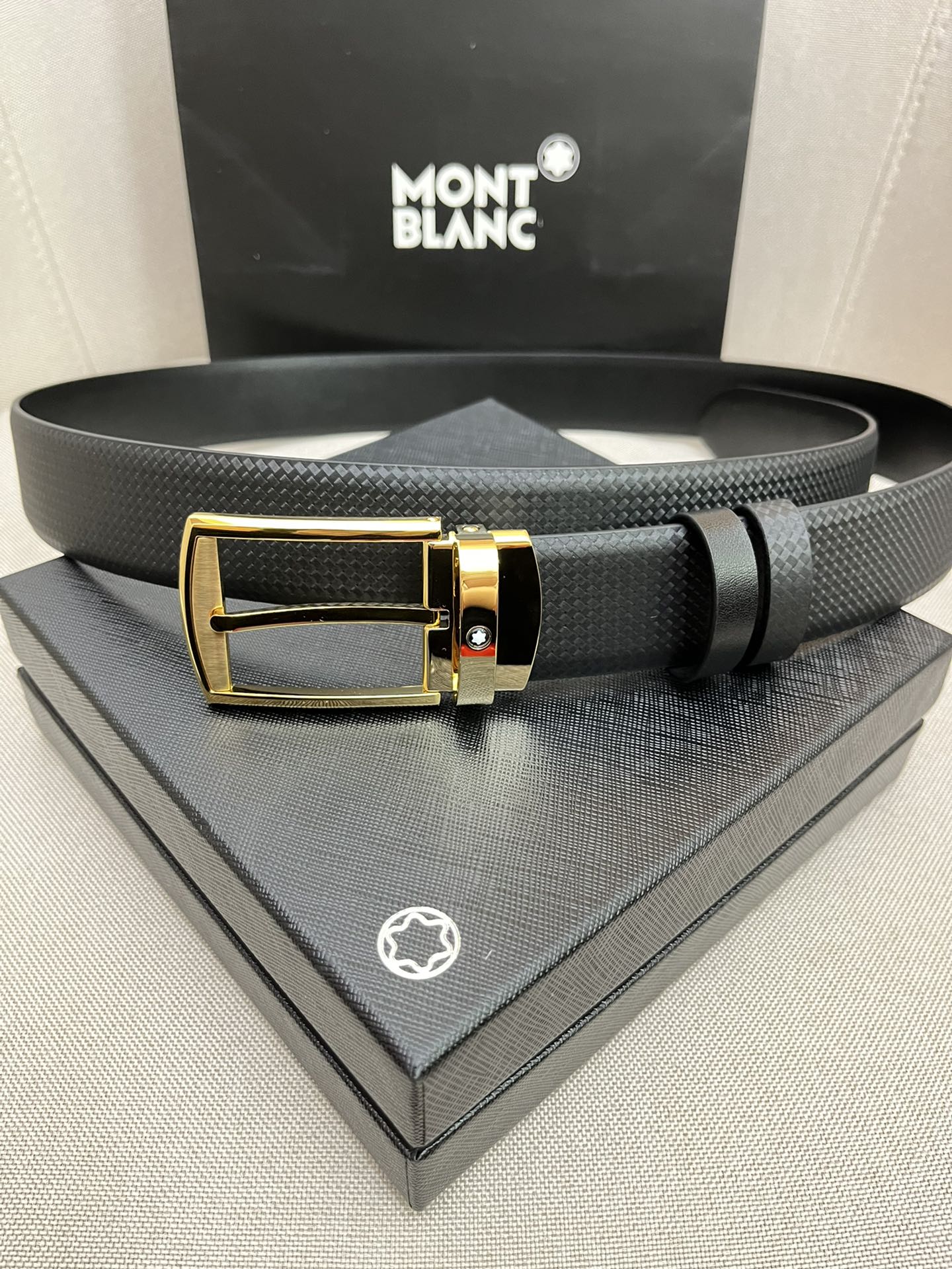 Montblanc万宝龙宽3.5cm
