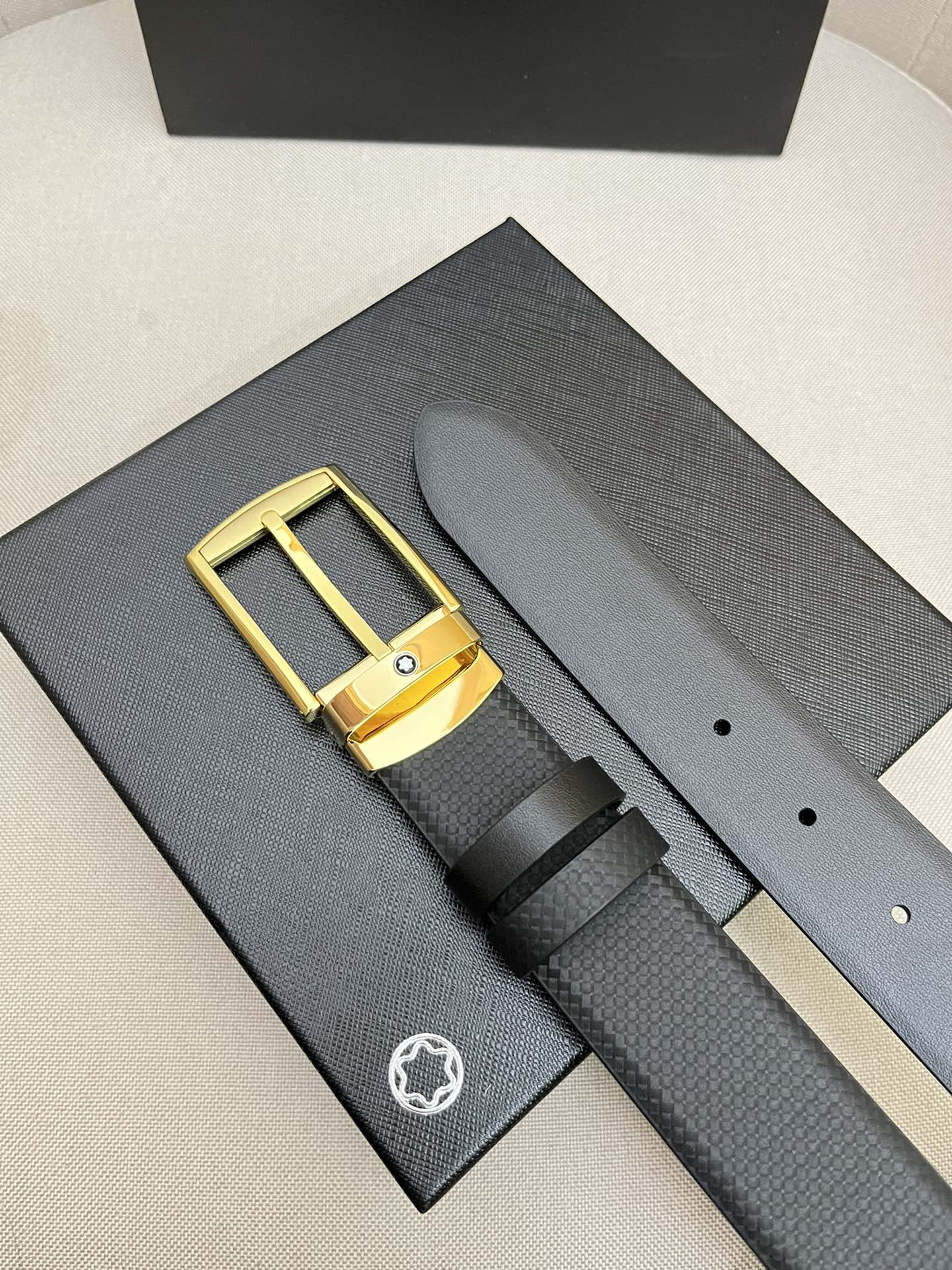 Montblanc万宝龙宽3.5cm