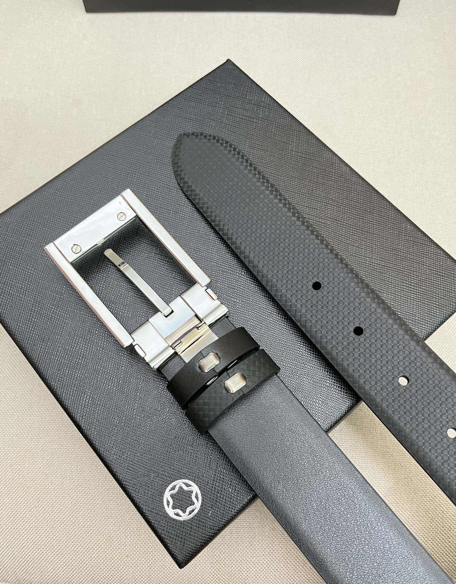 Montblanc万宝龙宽3.5cm