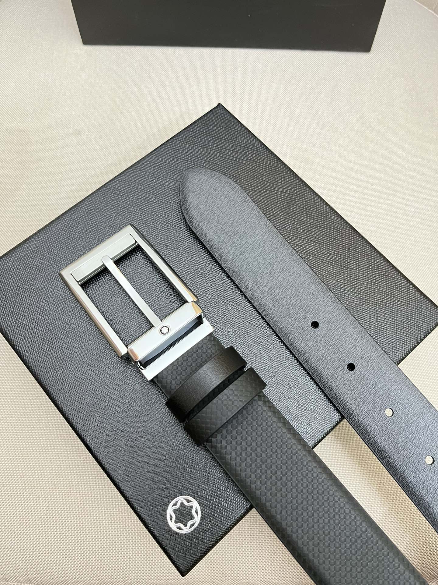 Montblanc万宝龙宽3.5cm