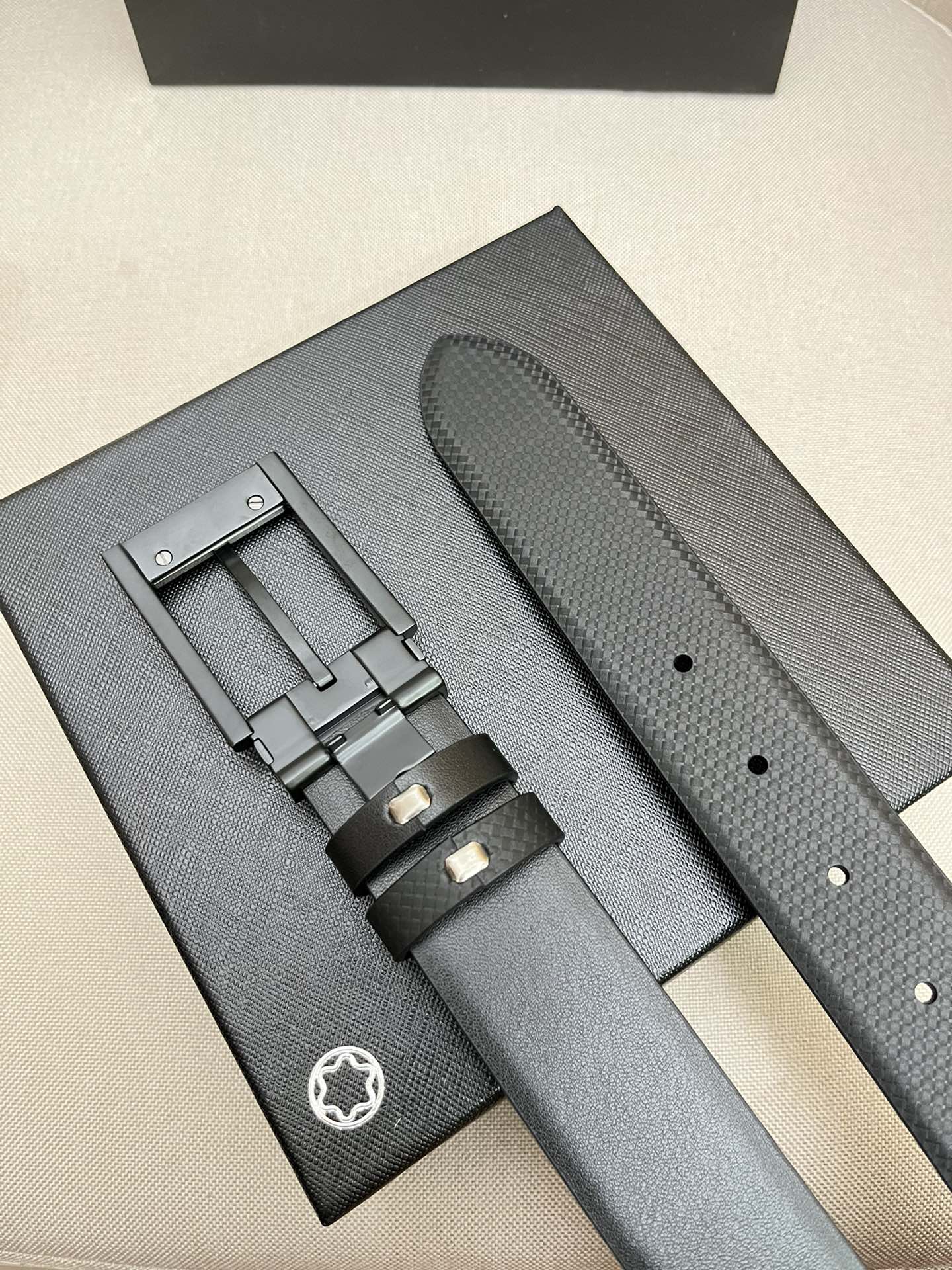 Montblanc万宝龙宽3.5cm