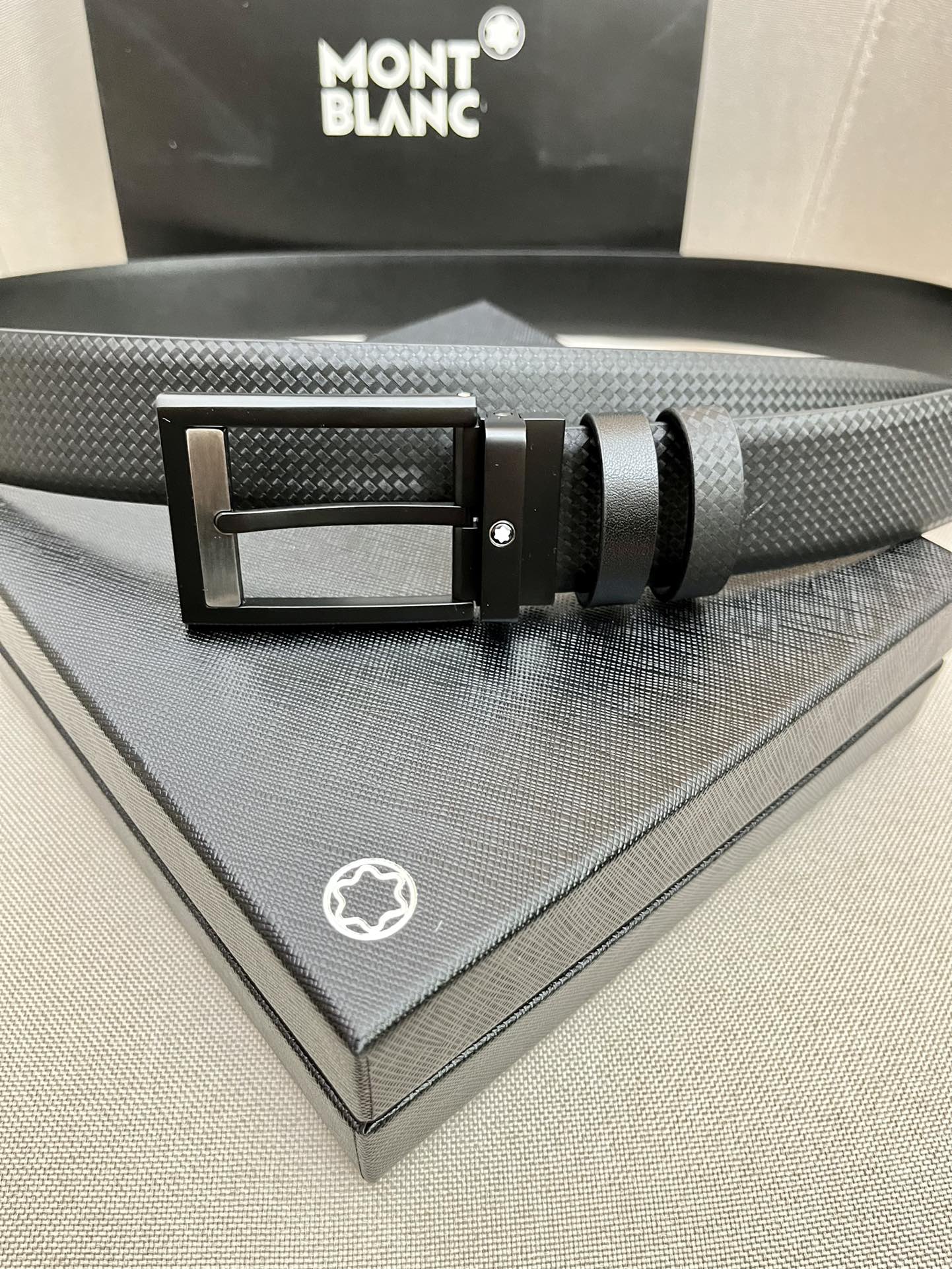 Montblanc万宝龙宽3.5cm