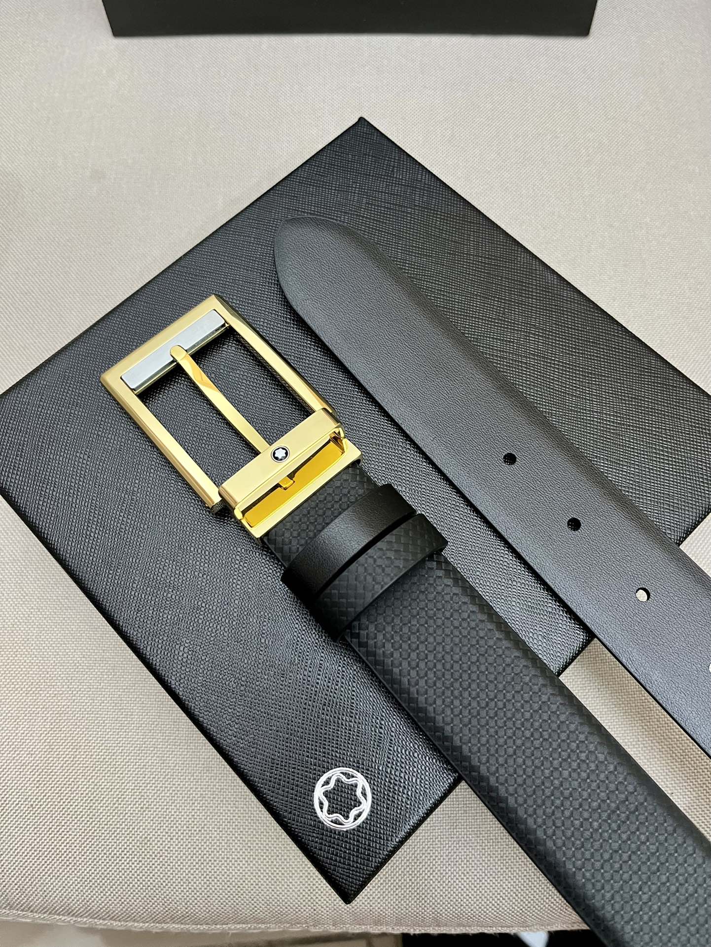 Montblanc万宝龙宽3.5cm