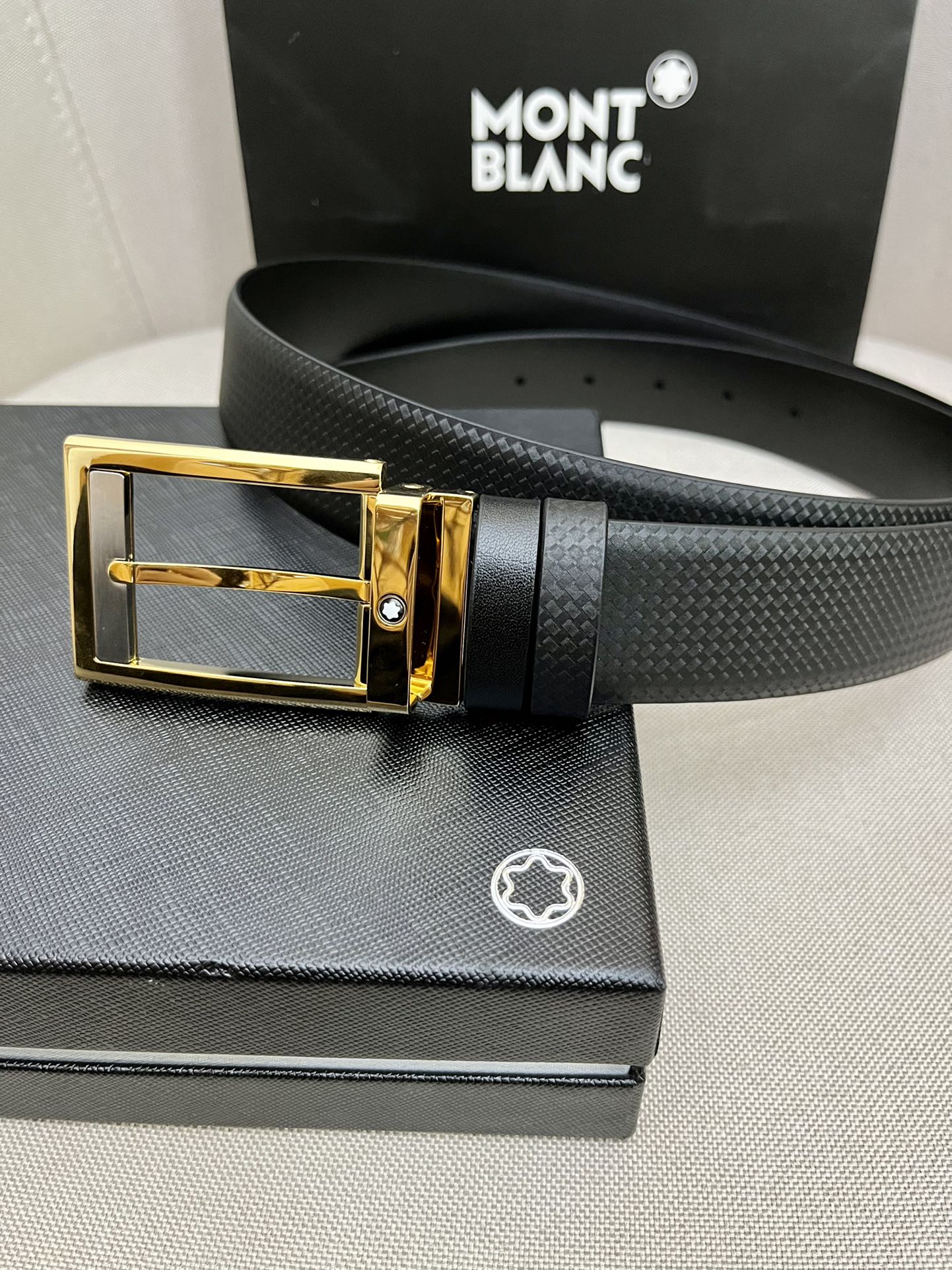 Montblanc万宝龙宽3.5cm