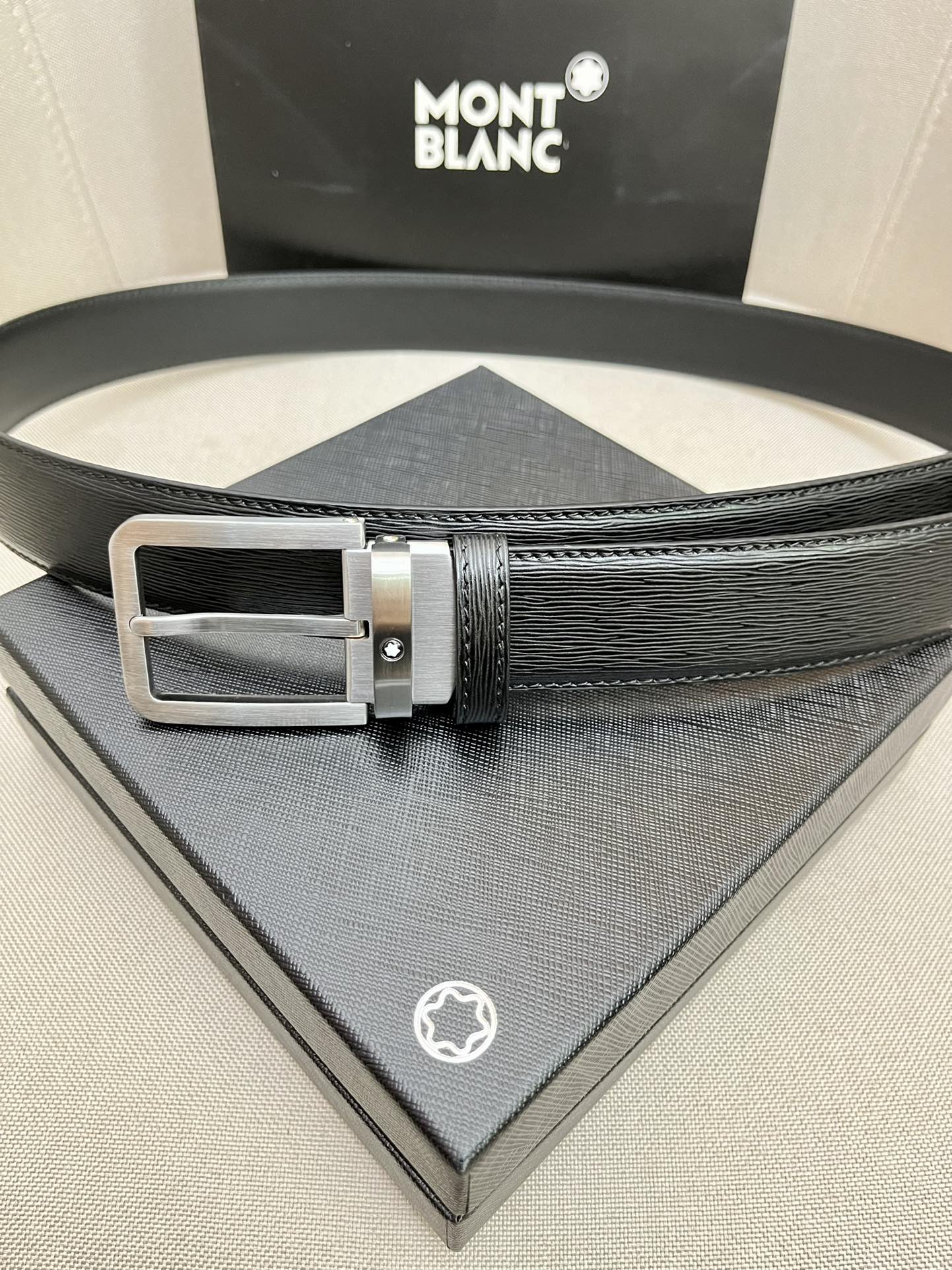 Montblanc万宝龙宽3.5cm