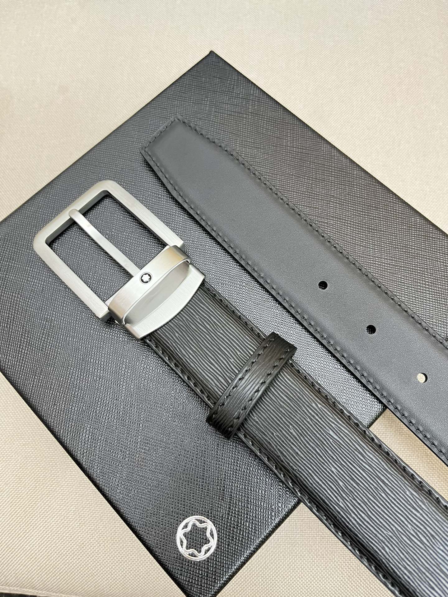 Montblanc万宝龙宽3.5cm