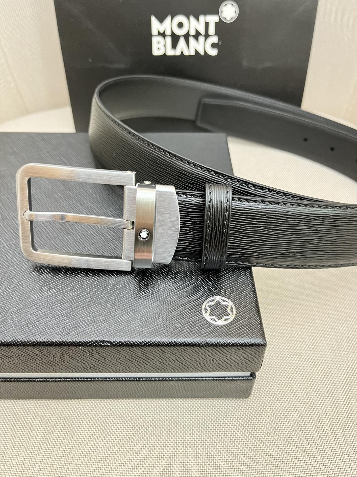 Montblanc万宝龙宽3.5cm