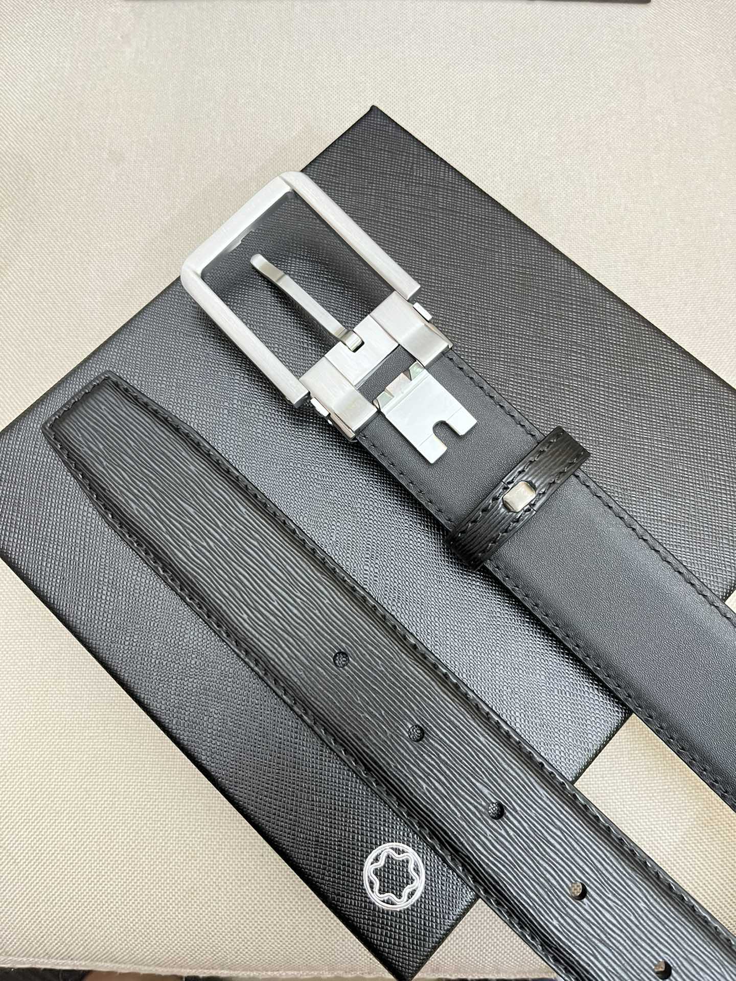 Montblanc万宝龙宽3.5cm