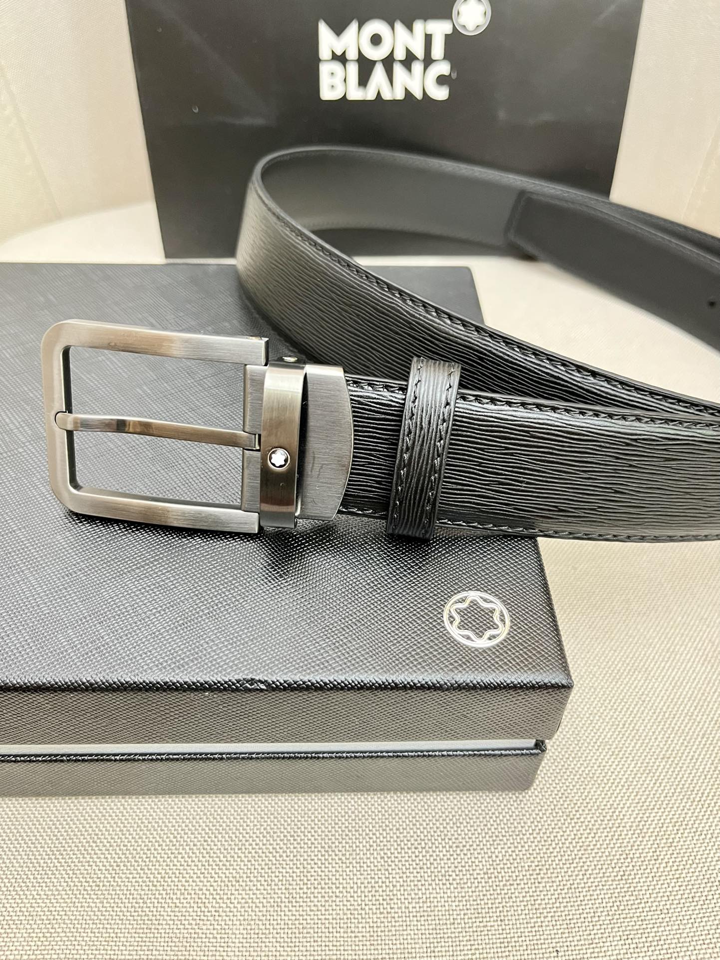 Montblanc万宝龙宽3.5cm