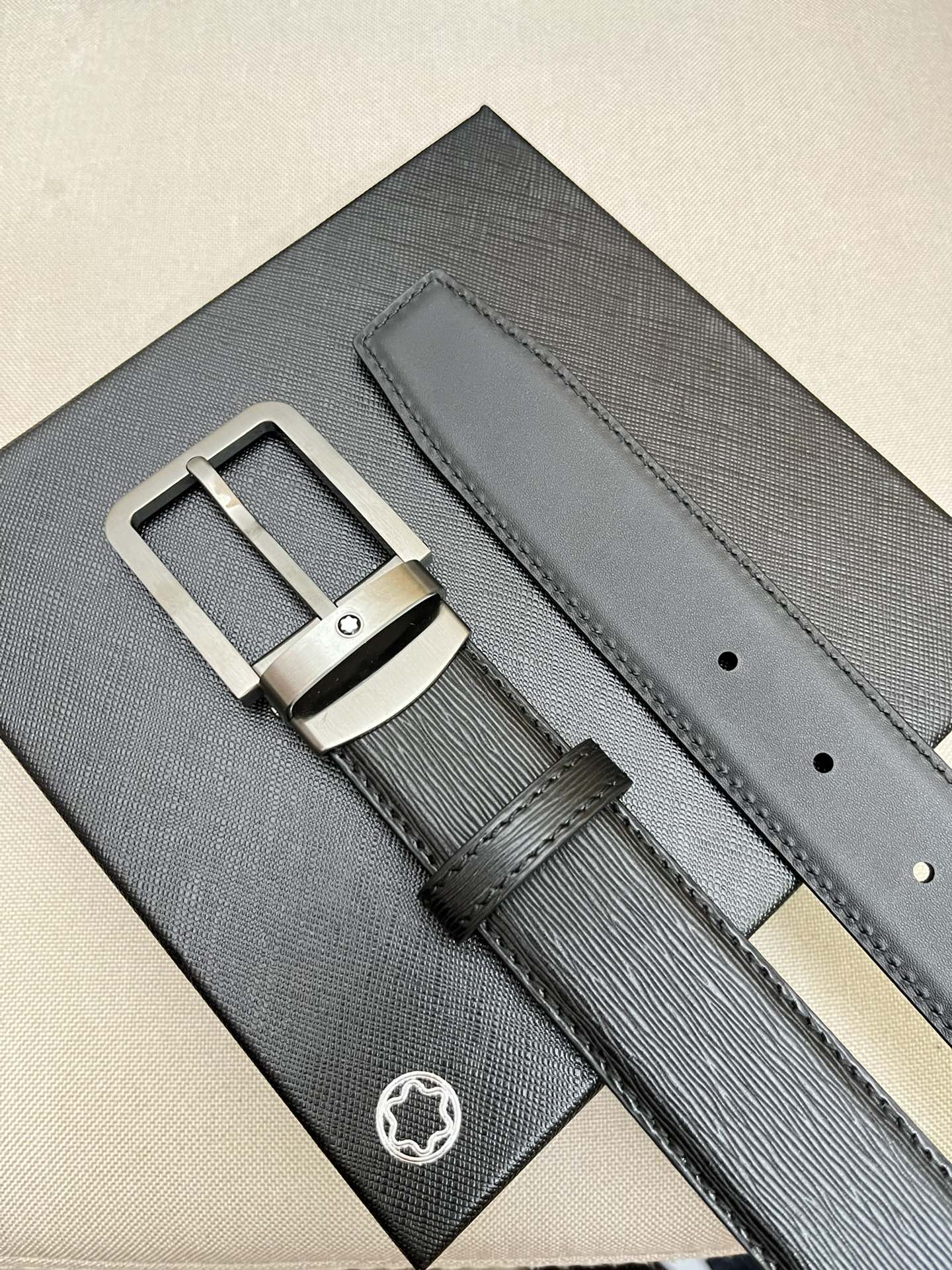 Montblanc万宝龙宽3.5cm