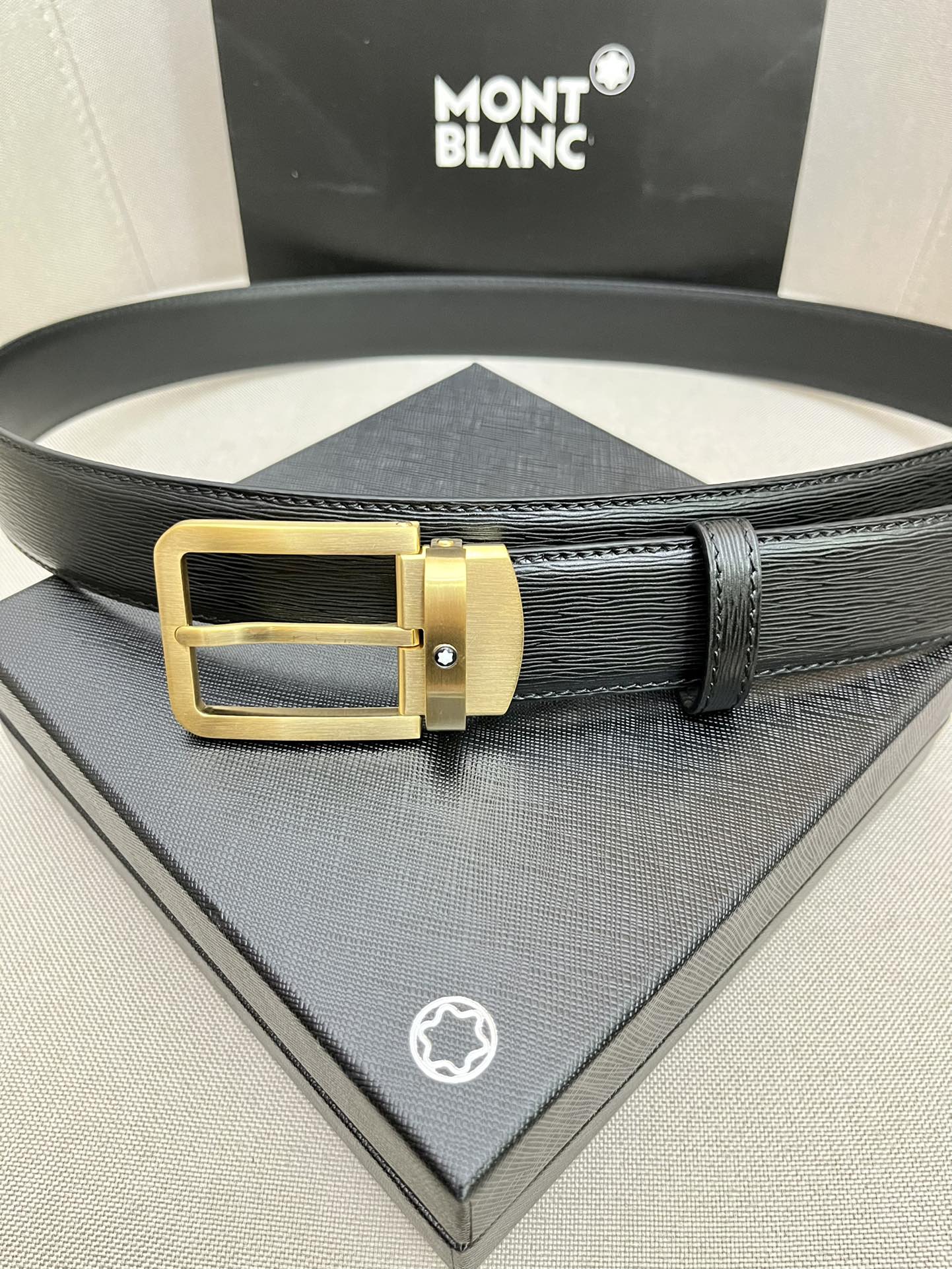 Montblanc万宝龙宽3.5cm