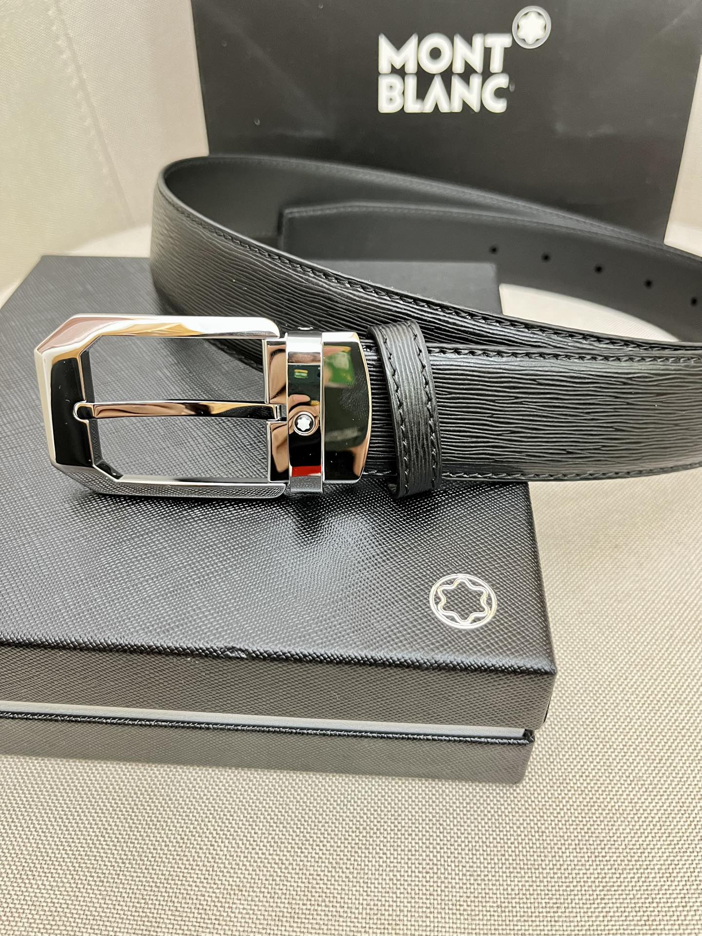 Montblanc万宝龙宽3.5cm