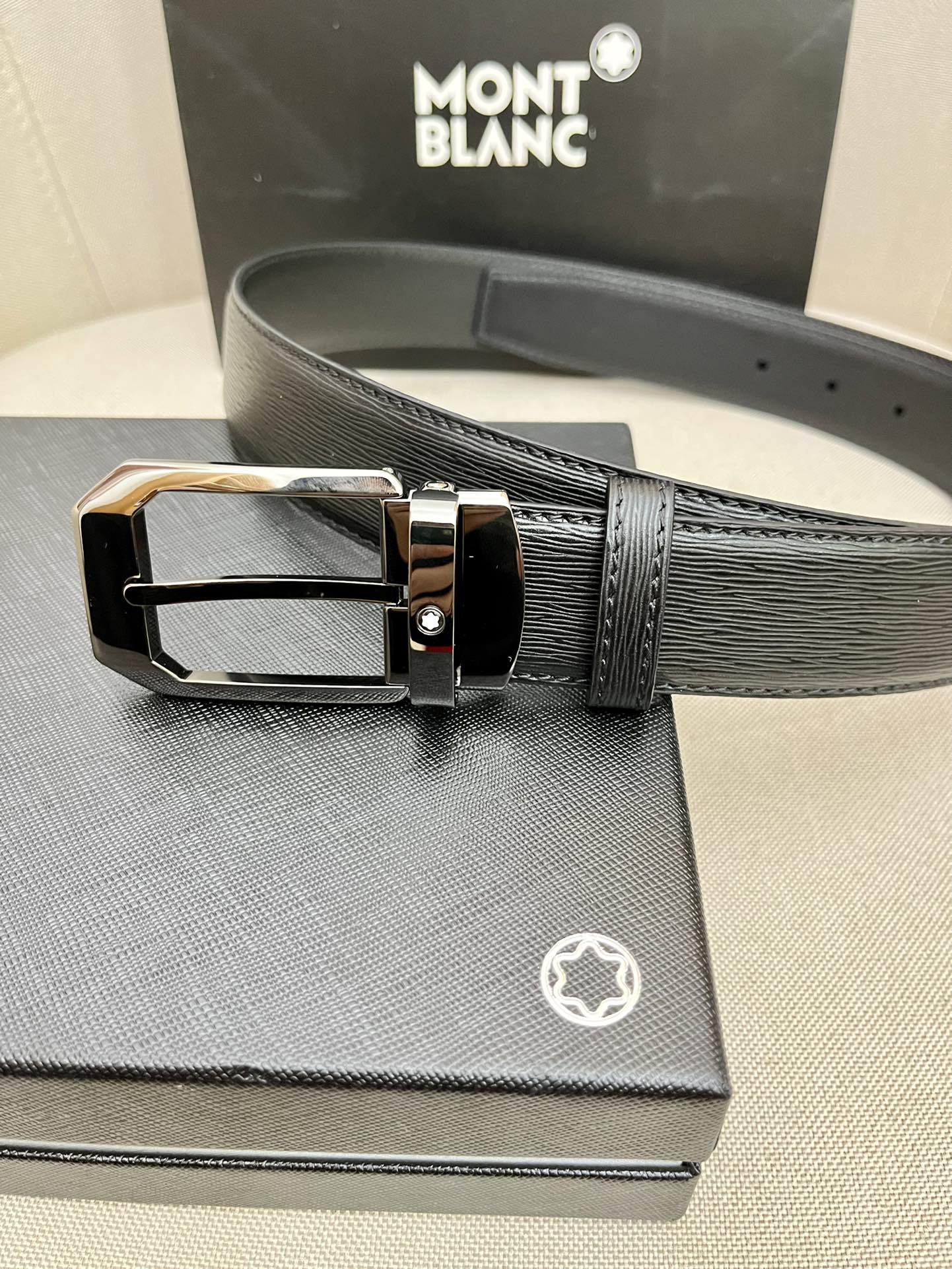 Montblanc万宝龙宽3.5cm