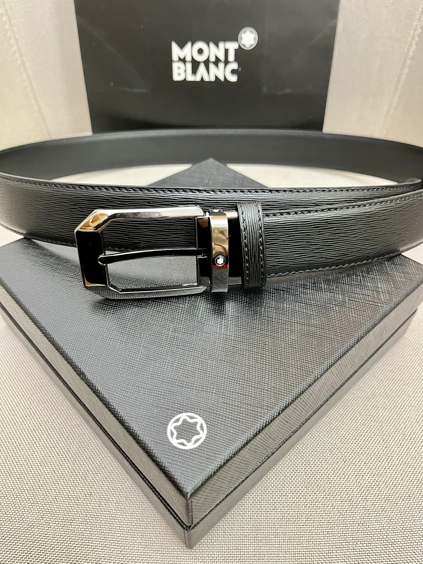 Montblanc万宝龙宽3.5cm