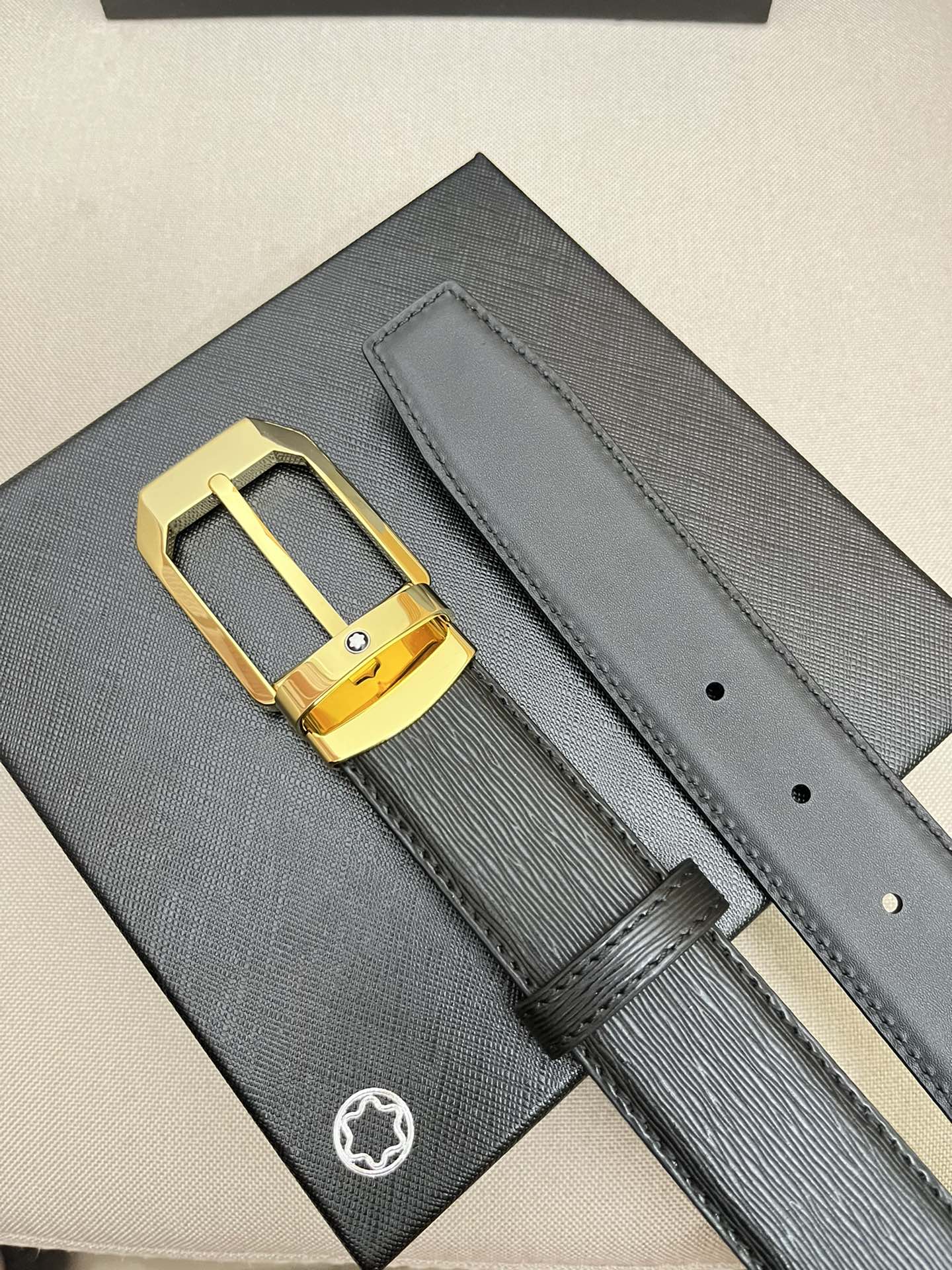 Montblanc万宝龙宽3.5cm