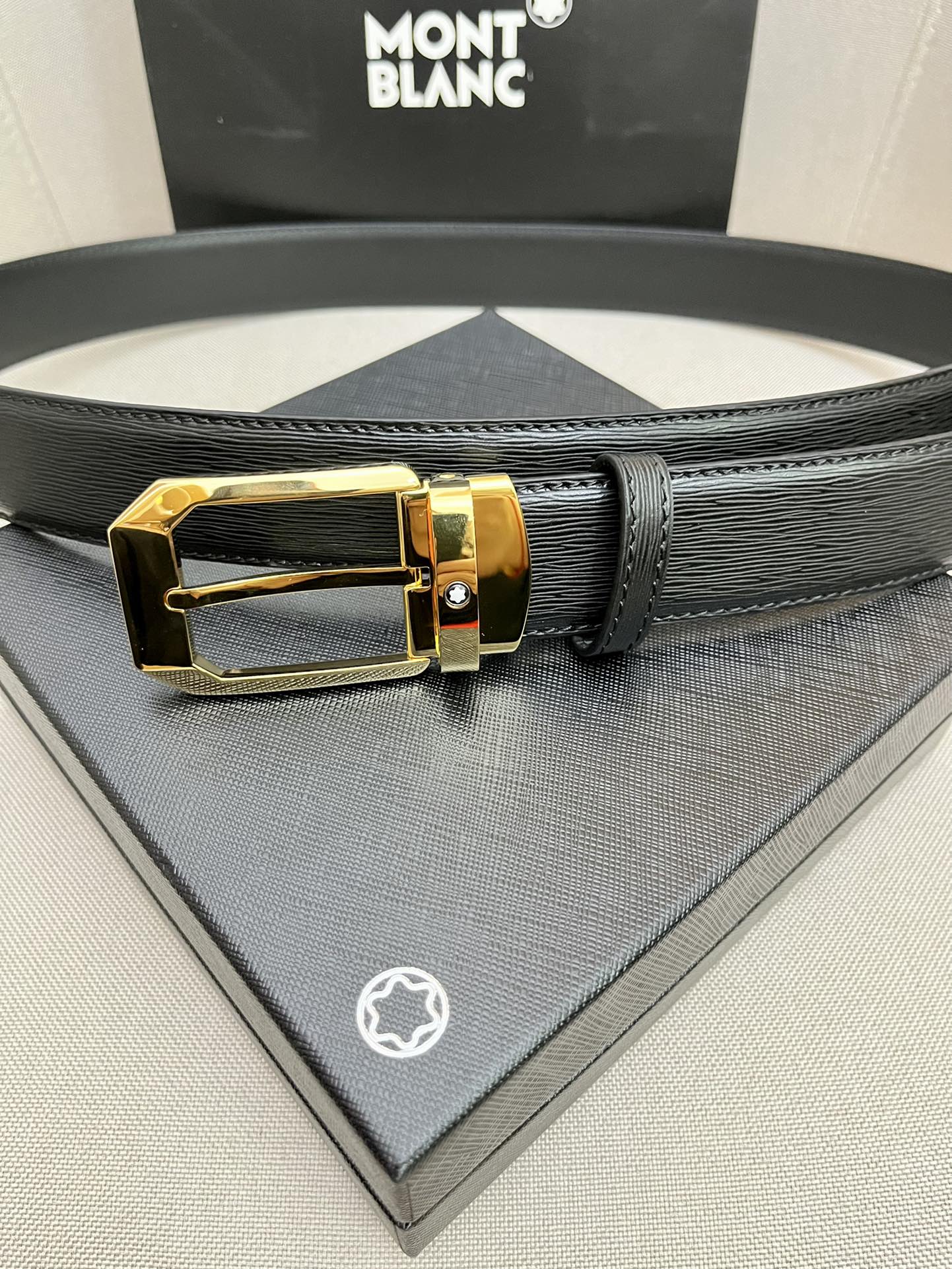 Montblanc万宝龙宽3.5cm