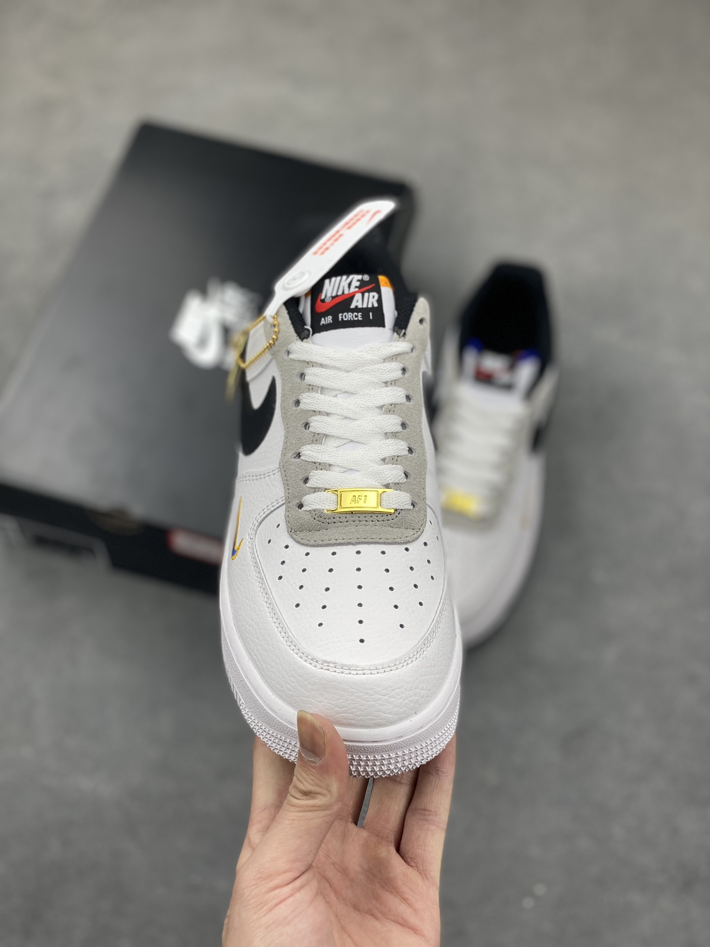 Nike Air Force 1 Low Ken Griffey Jr. White Black Gold Shoes 3 i1684002678 9221 1