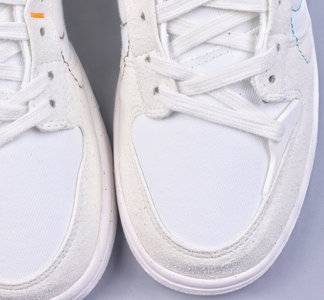 200 Nike Dunk Low Disrupt 2 “Pale Ivory” DH4402-100