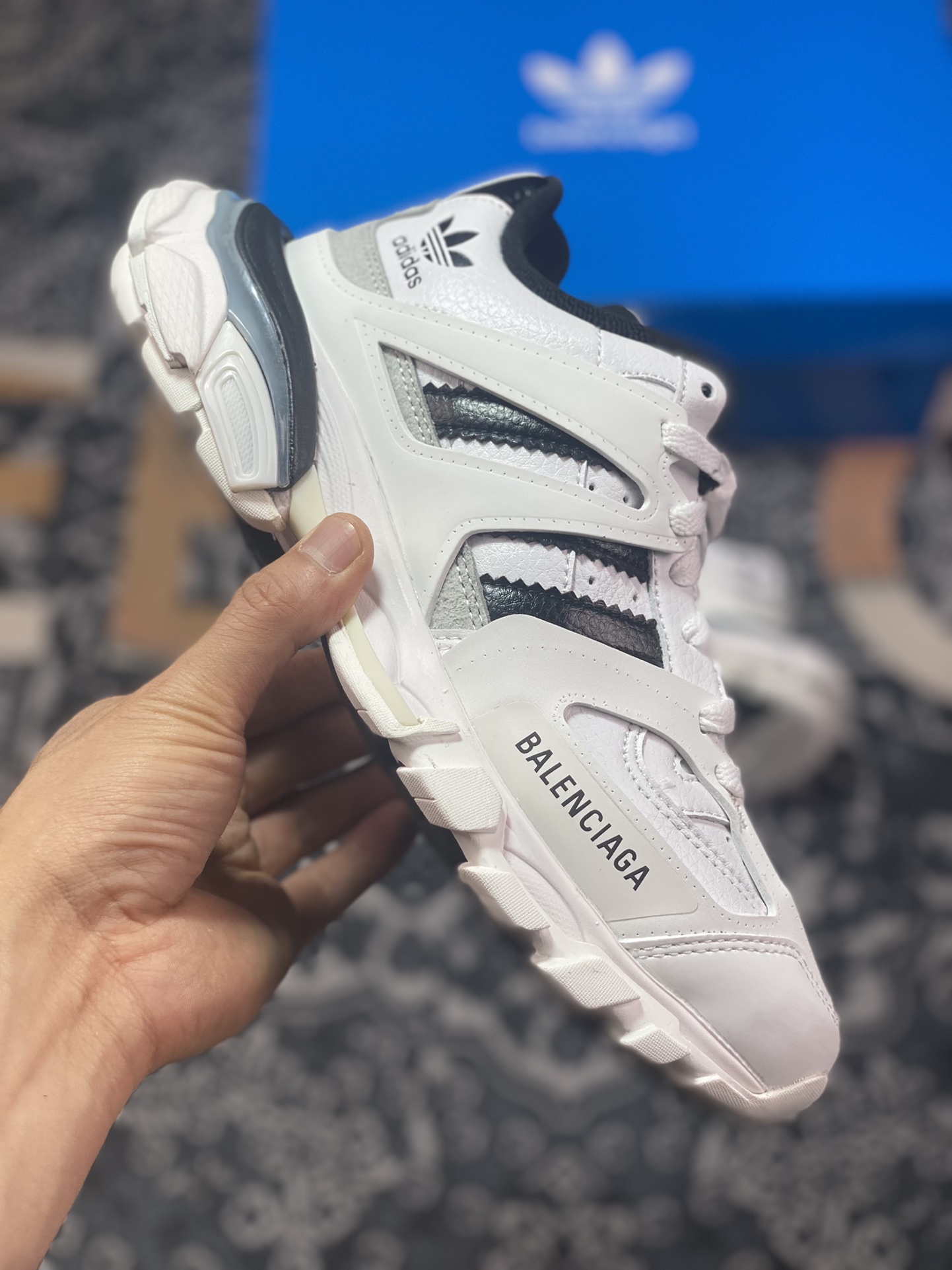 Adidas x BALENCIAGA Track Forum Trainers 3.0 Hybrid Rome Series Low-top ”White and Black Trefoil” 741106 W3CZ1 9010