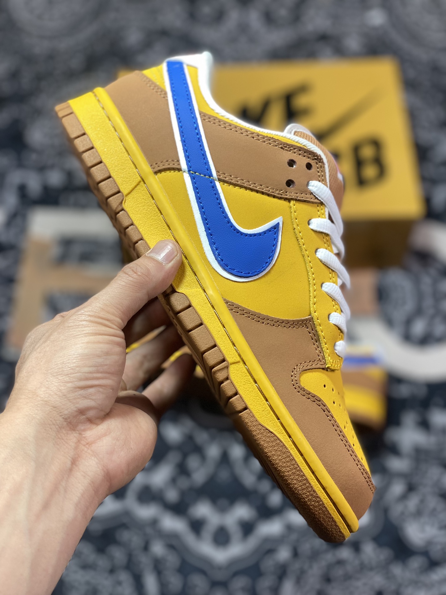 Nike Dunk SB Low 纽卡斯尔 Dunk SB顾名思义 313170-741