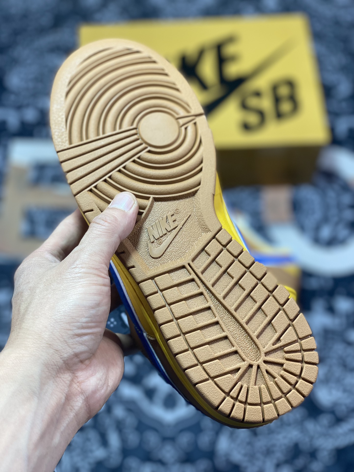 Nike Dunk SB Low 纽卡斯尔 Dunk SB顾名思义 313170-741