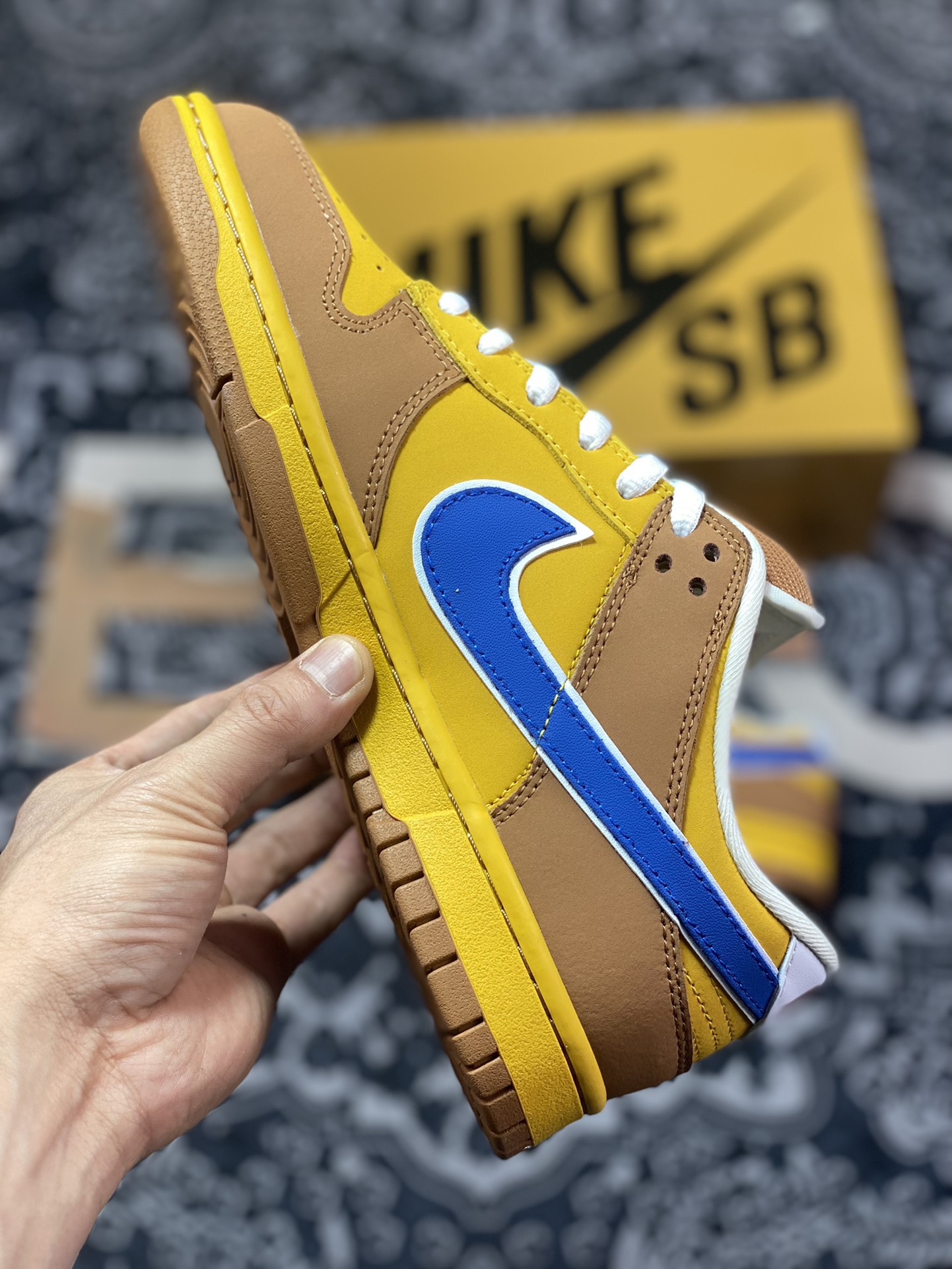 Nike Dunk SB Low 纽卡斯尔 Dunk SB顾名思义 313170-741