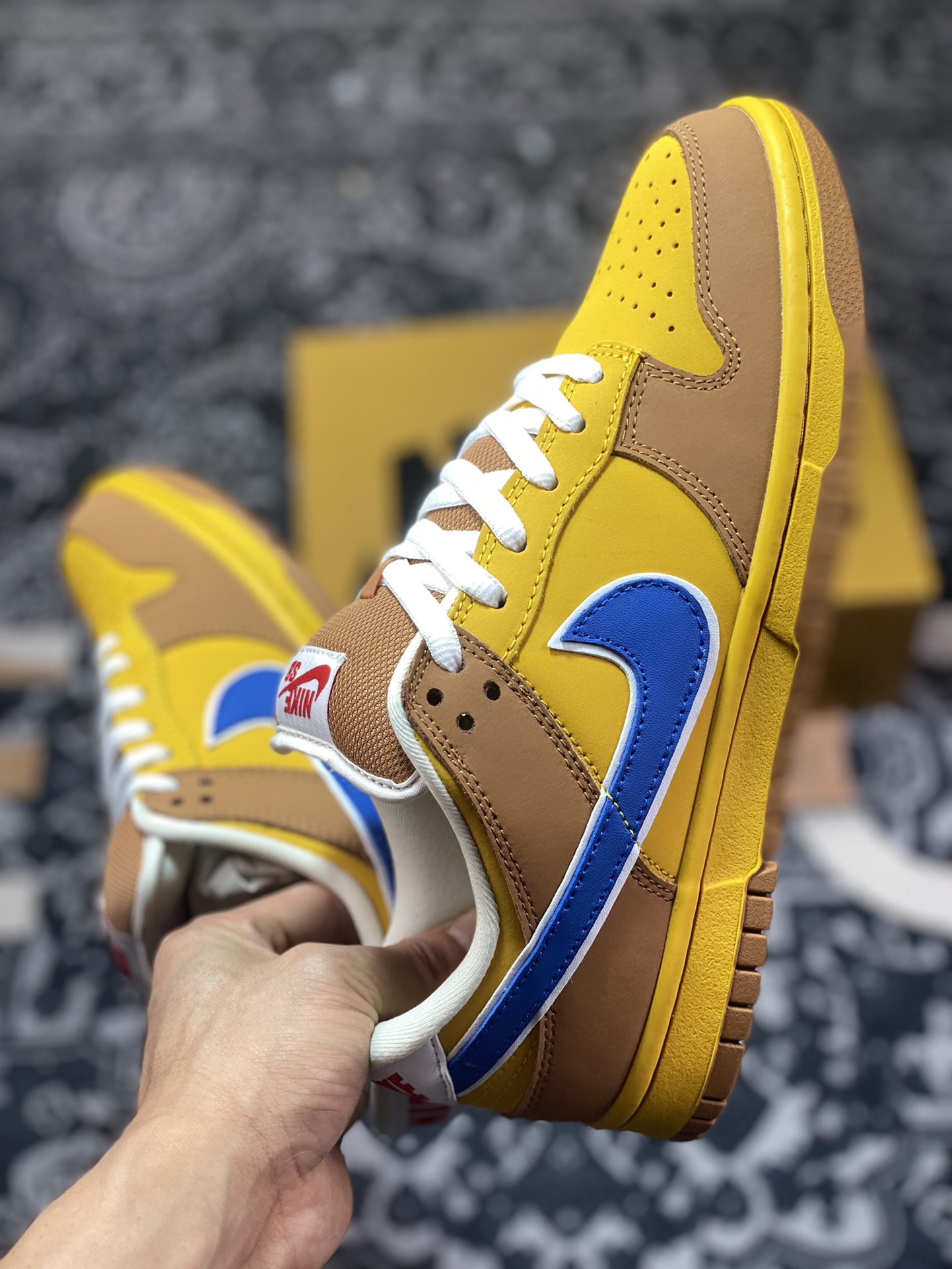 Nike Dunk SB Low 纽卡斯尔 Dunk SB顾名思义 313170-741