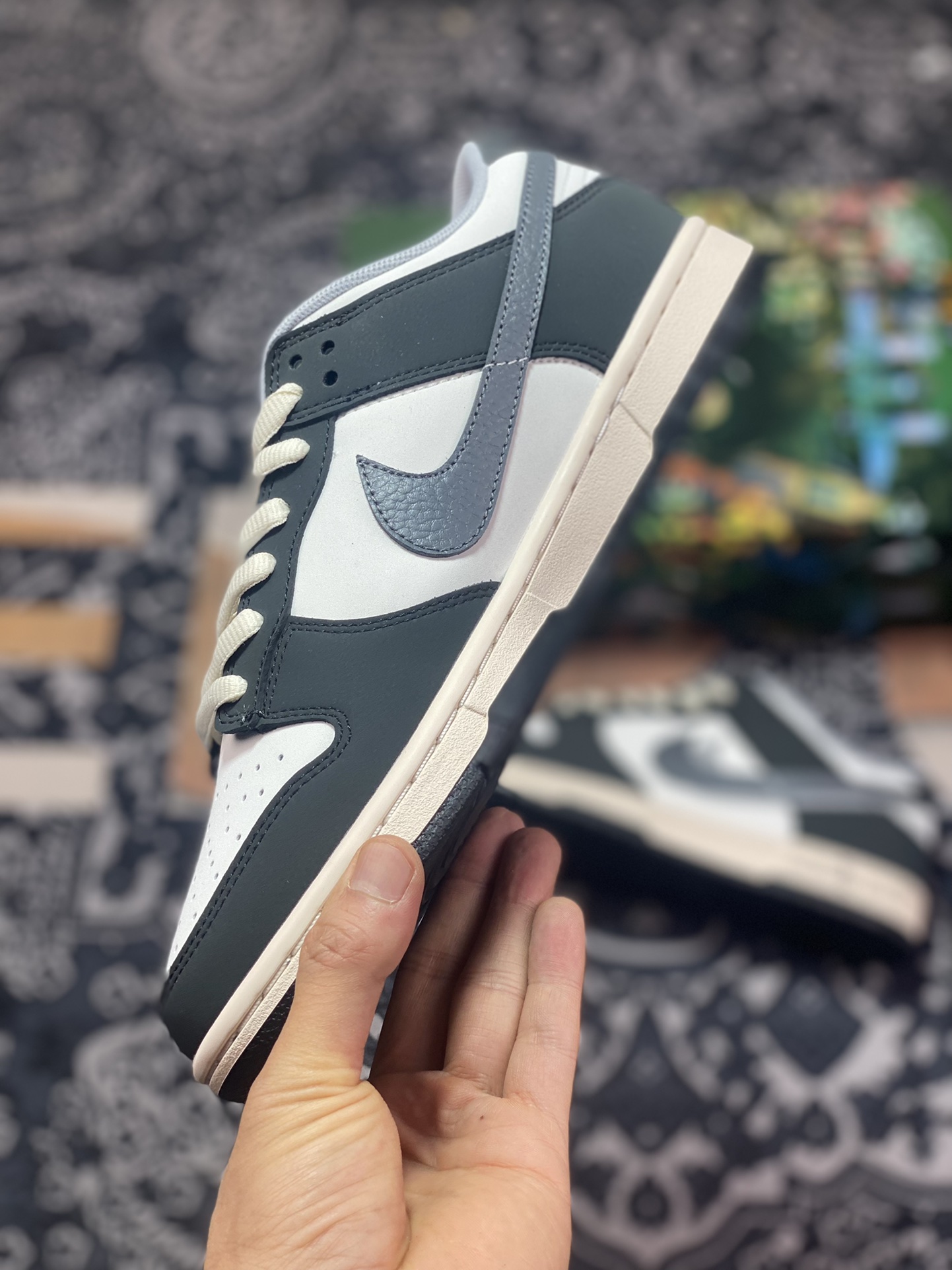 Otomo Katsuhiro x Nike SB Dunk Low”Steamboy OST”扣篮板鞋“磨砂黑白灰双钩”DD0302-256