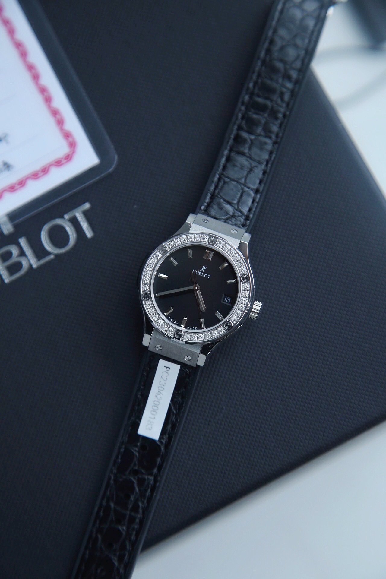 NO:387553,Hublot 3 black plate silver black crocodile skin, crocodile skin19860909宇舶 3黑盘银黑色鳄鱼皮,,crocodile skin,Watch