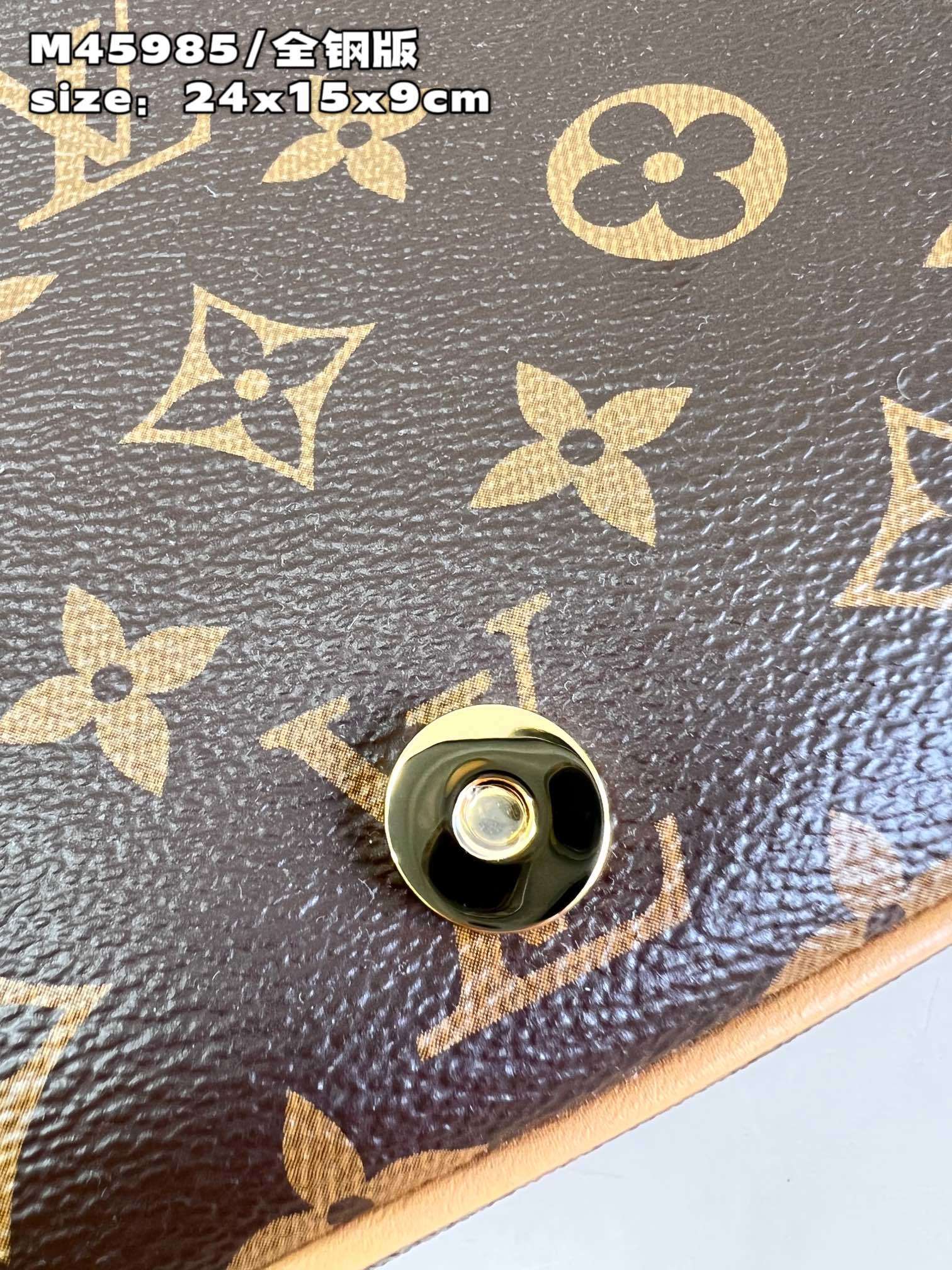 顶级原单M45985/全钢版Diane手袋重塑1990年代的经典设计为Monogram帆布包身融入皮革包