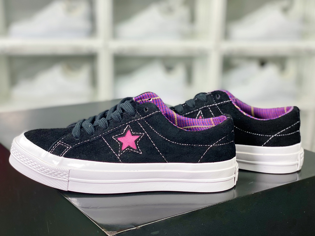 Converse Chuck One Star OX Suede ”Twisted Classi” Sneakers ”Black Purple Five Stars” 166847C