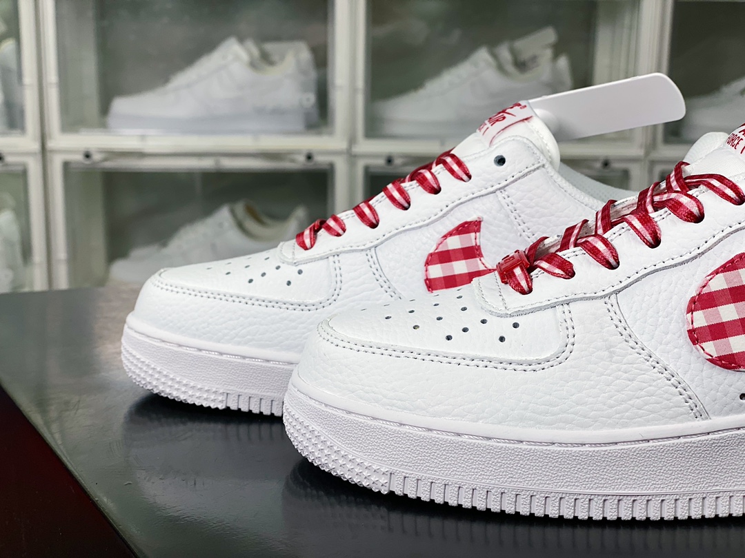 Air Force 1'07 Low ”Red Gingham” Air Force One classic low-top sneakers ”leather white light red striped plaid” DZ2784-100