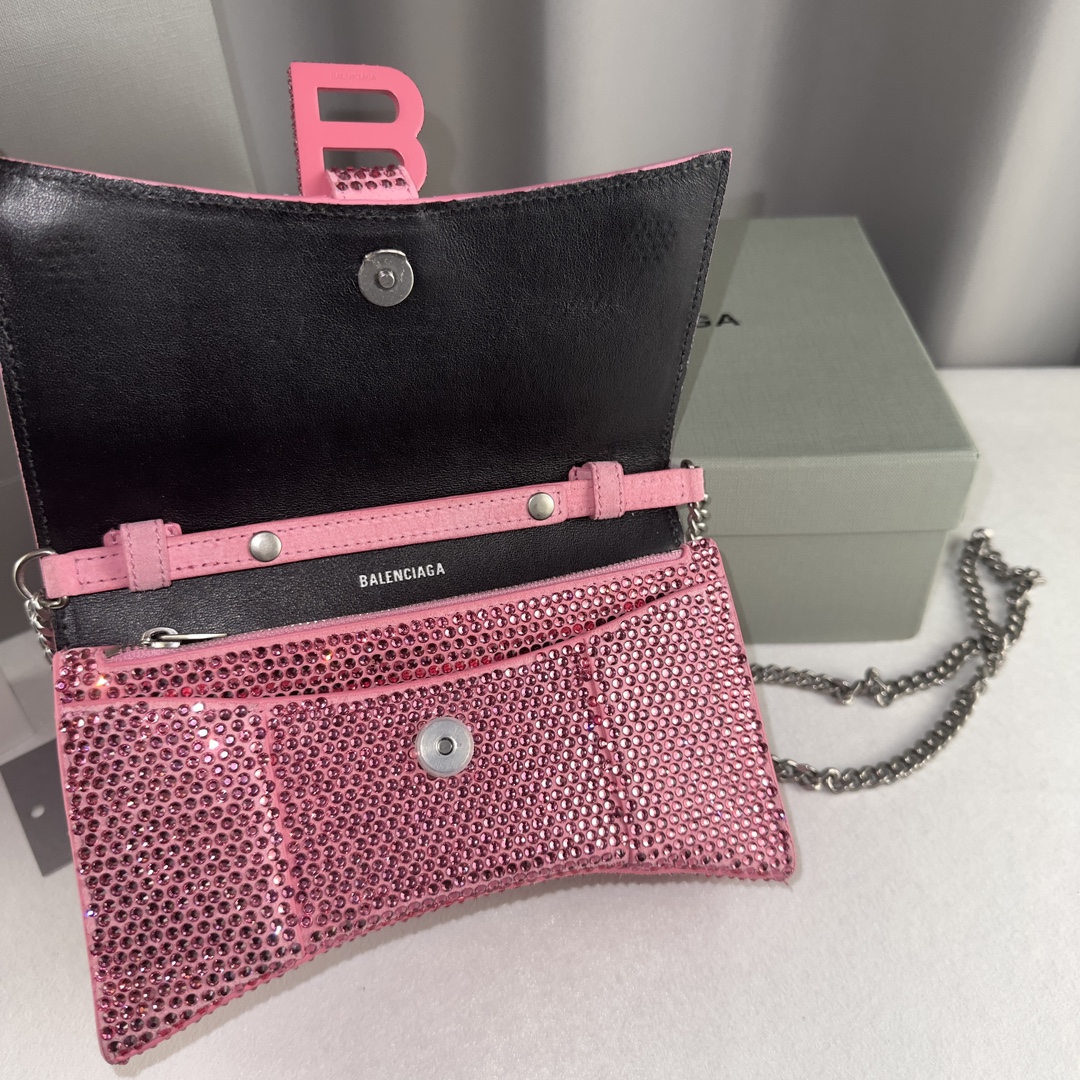 Balenciaga Style Pink Crossbody Bag Bags Crossbody Bag detail image 7 from source 776188