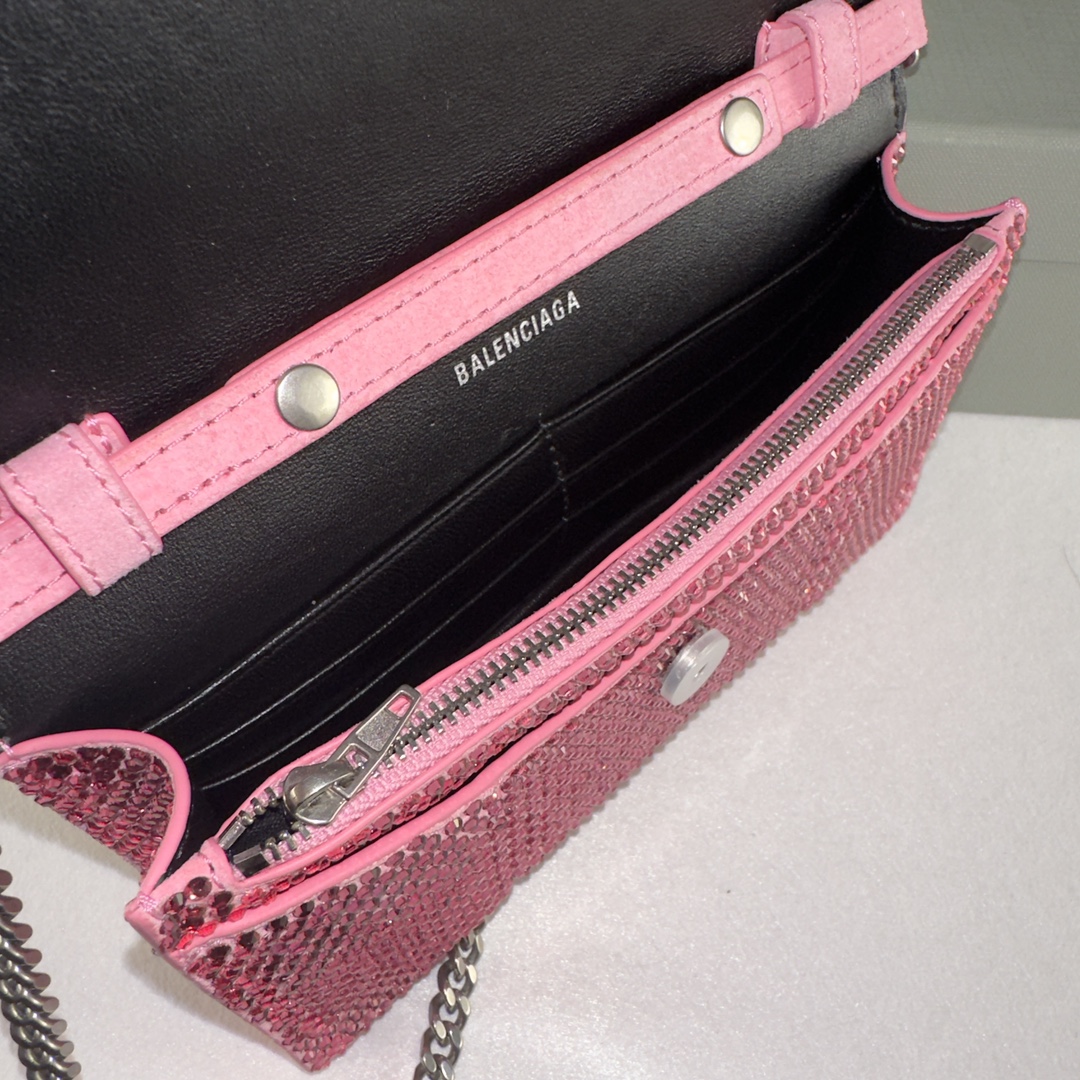 Balenciaga Style Pink Crossbody Bag Bags Crossbody Bag detail image 8 from source 776188