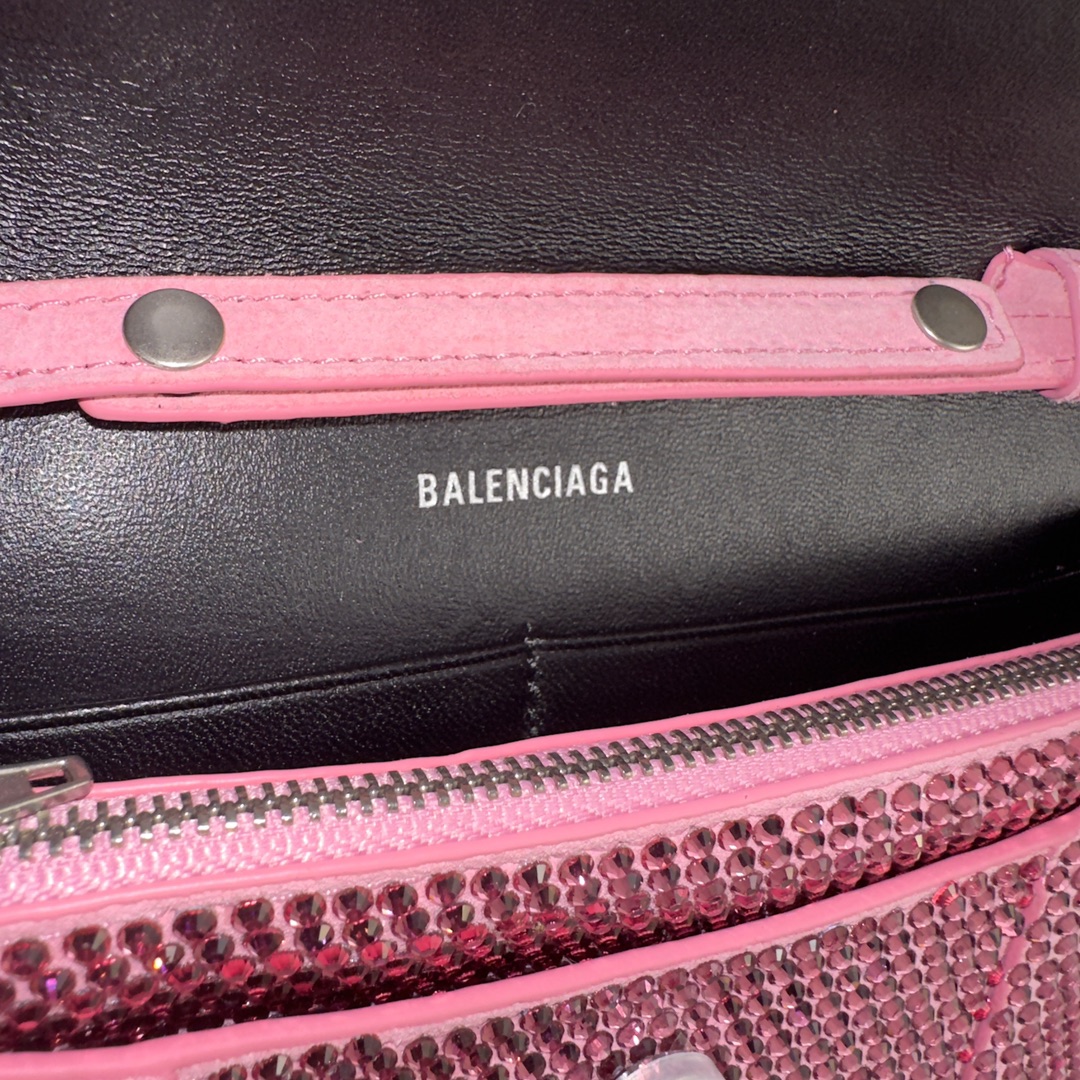 Balenciaga Style Pink Crossbody Bag Bags Crossbody Bag detail image 9 from source 776188