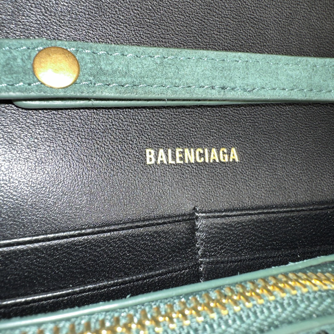 Balenciaga Style Green Crossbody Bag Bags Crossbody Bag detail image 9 from source 776190